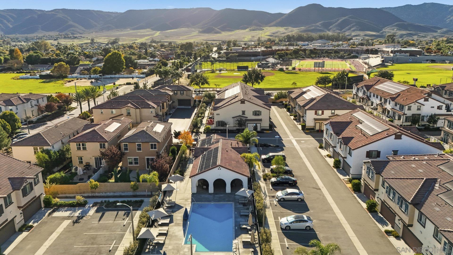 Detail Gallery Image 20 of 22 For 24120  Dolcetto Ave  #804,  Murrieta,  CA 92562 - 3 Beds | 2/1 Baths