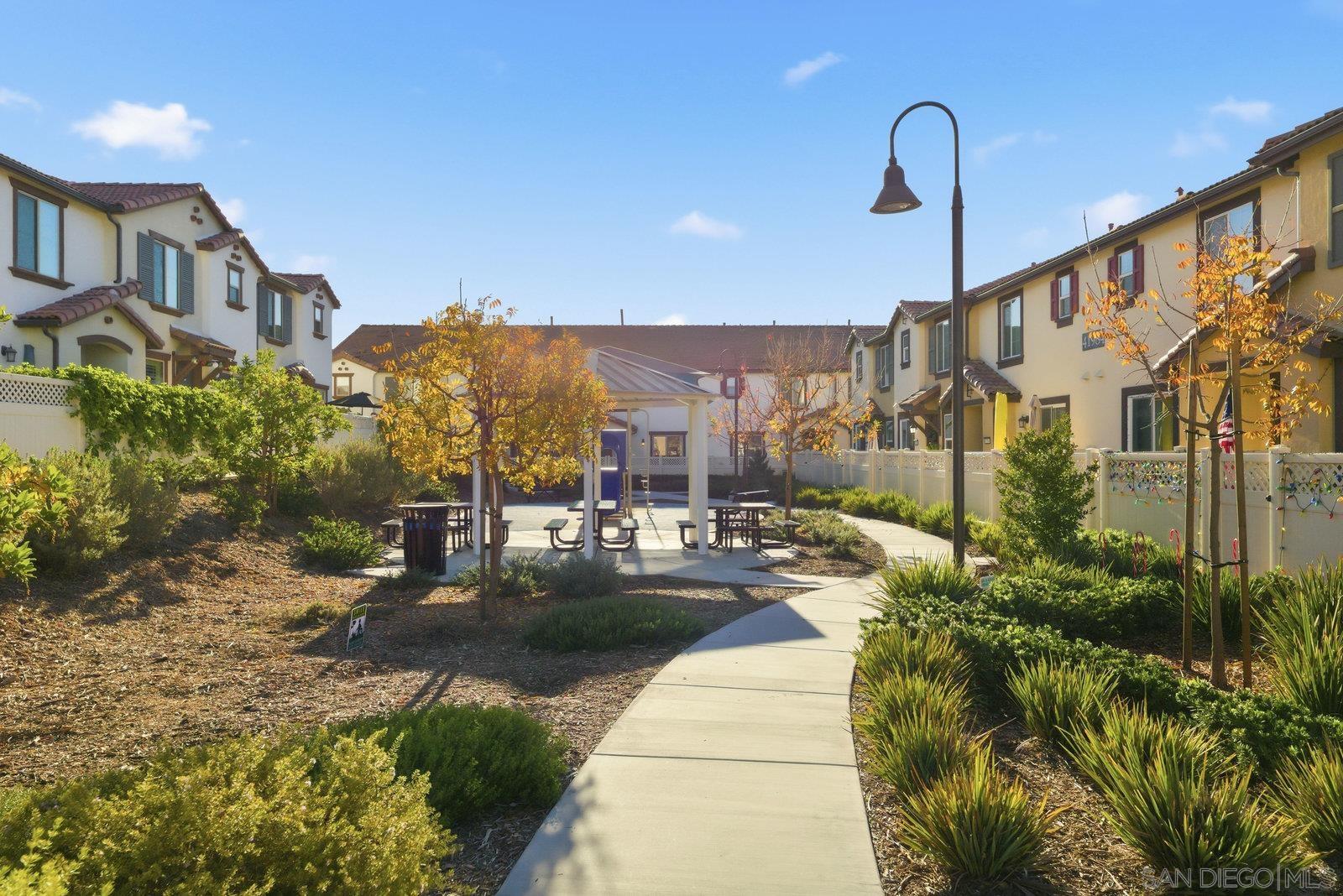 Detail Gallery Image 22 of 22 For 24120  Dolcetto Ave  #804,  Murrieta,  CA 92562 - 3 Beds | 2/1 Baths