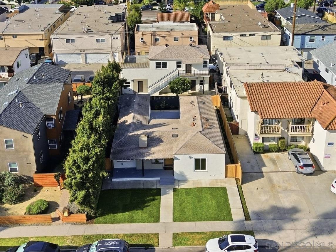 Front Image Thumbnail for SD250045950