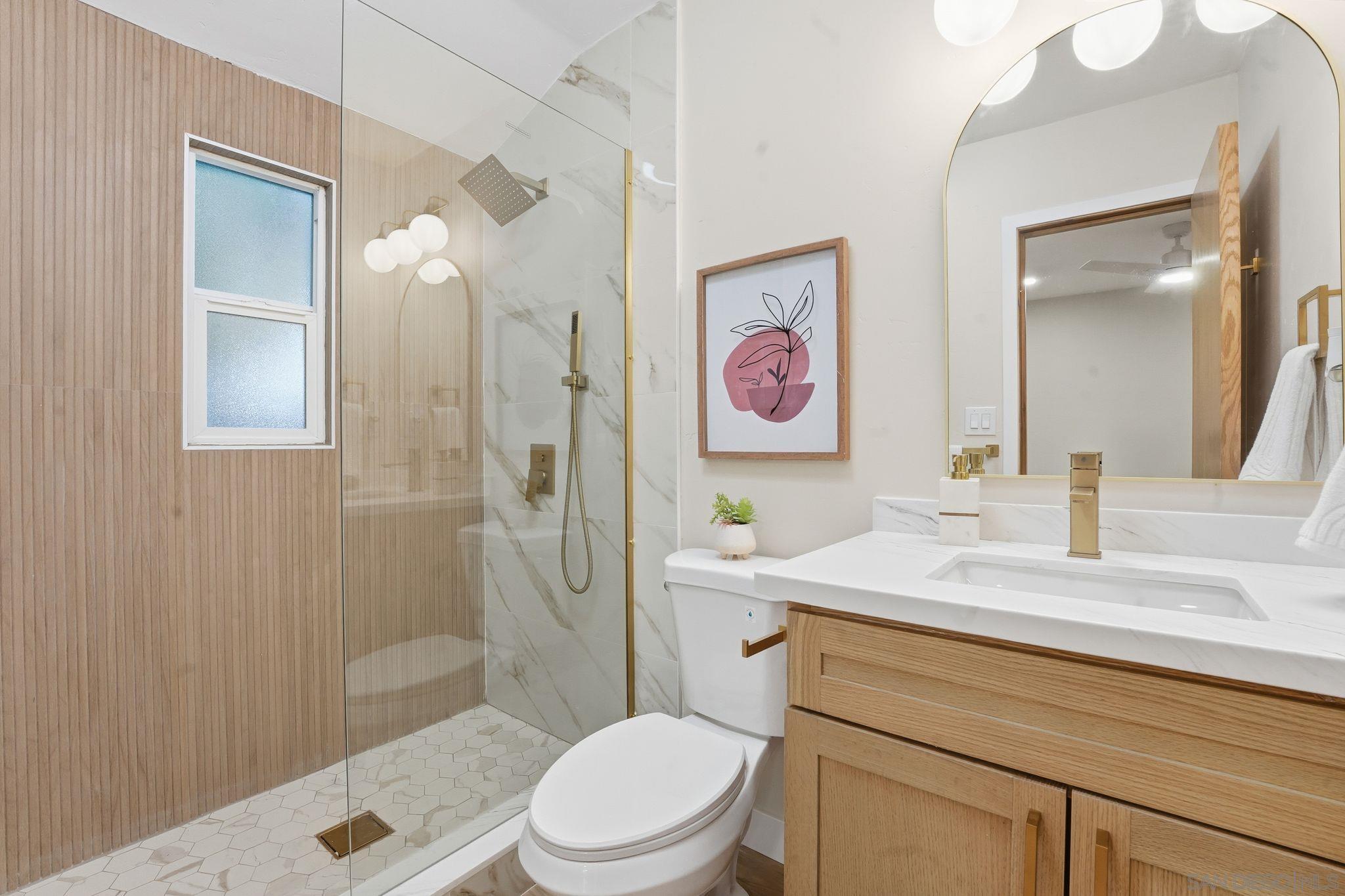 Detail Gallery Image 18 of 52 For 4662  Bancroft St, San Diego,  CA 92116 - 5 Beds | 4 Baths