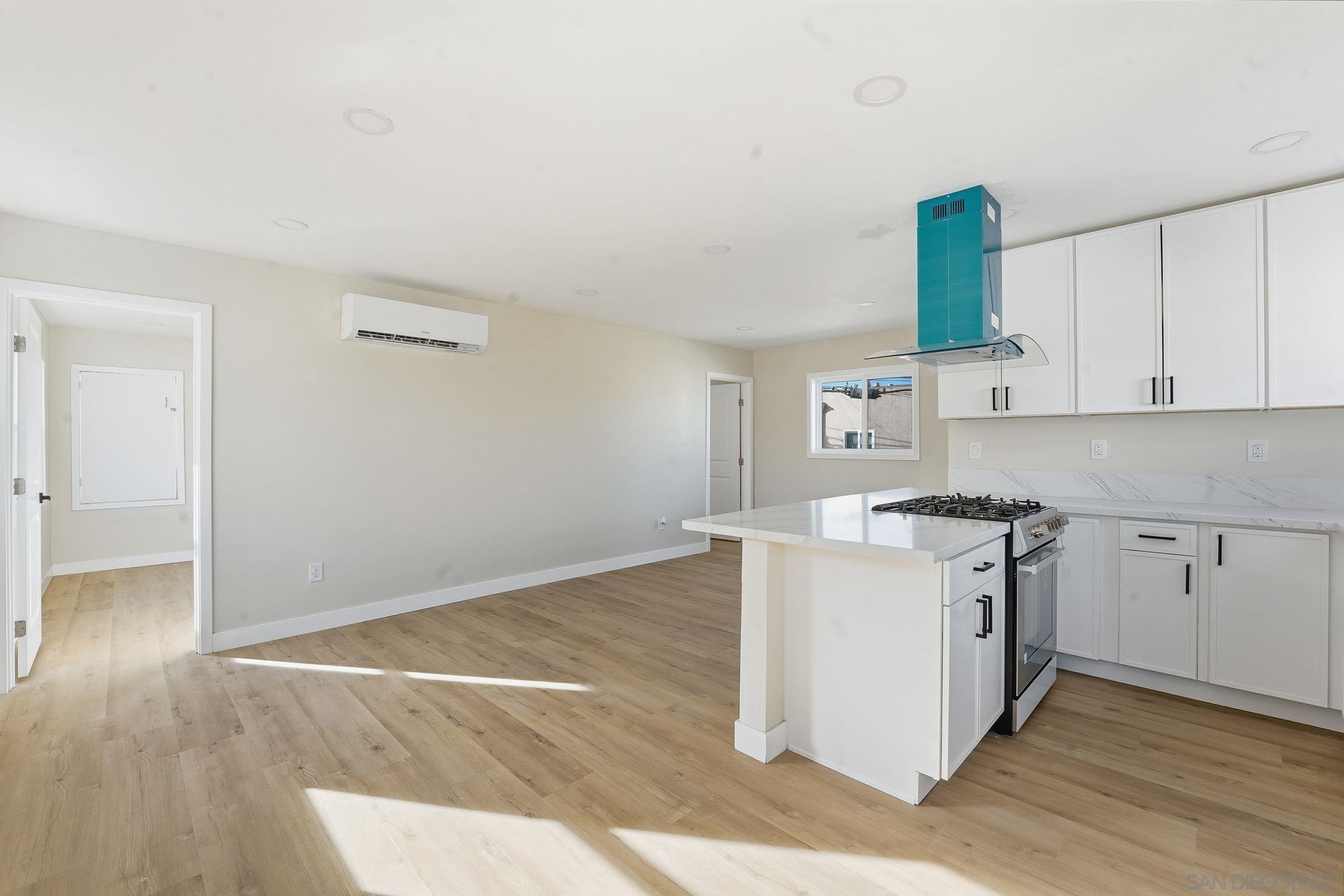 Detail Gallery Image 22 of 52 For 4662  Bancroft St, San Diego,  CA 92116 - 5 Beds | 4 Baths