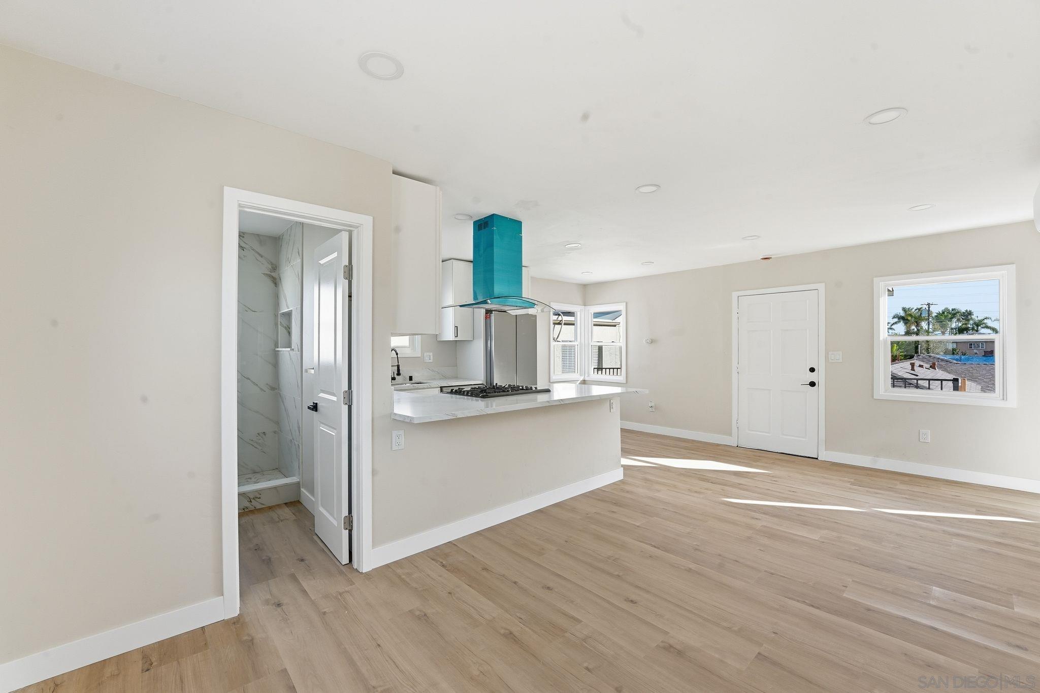 Detail Gallery Image 26 of 52 For 4662  Bancroft St, San Diego,  CA 92116 - 5 Beds | 4 Baths