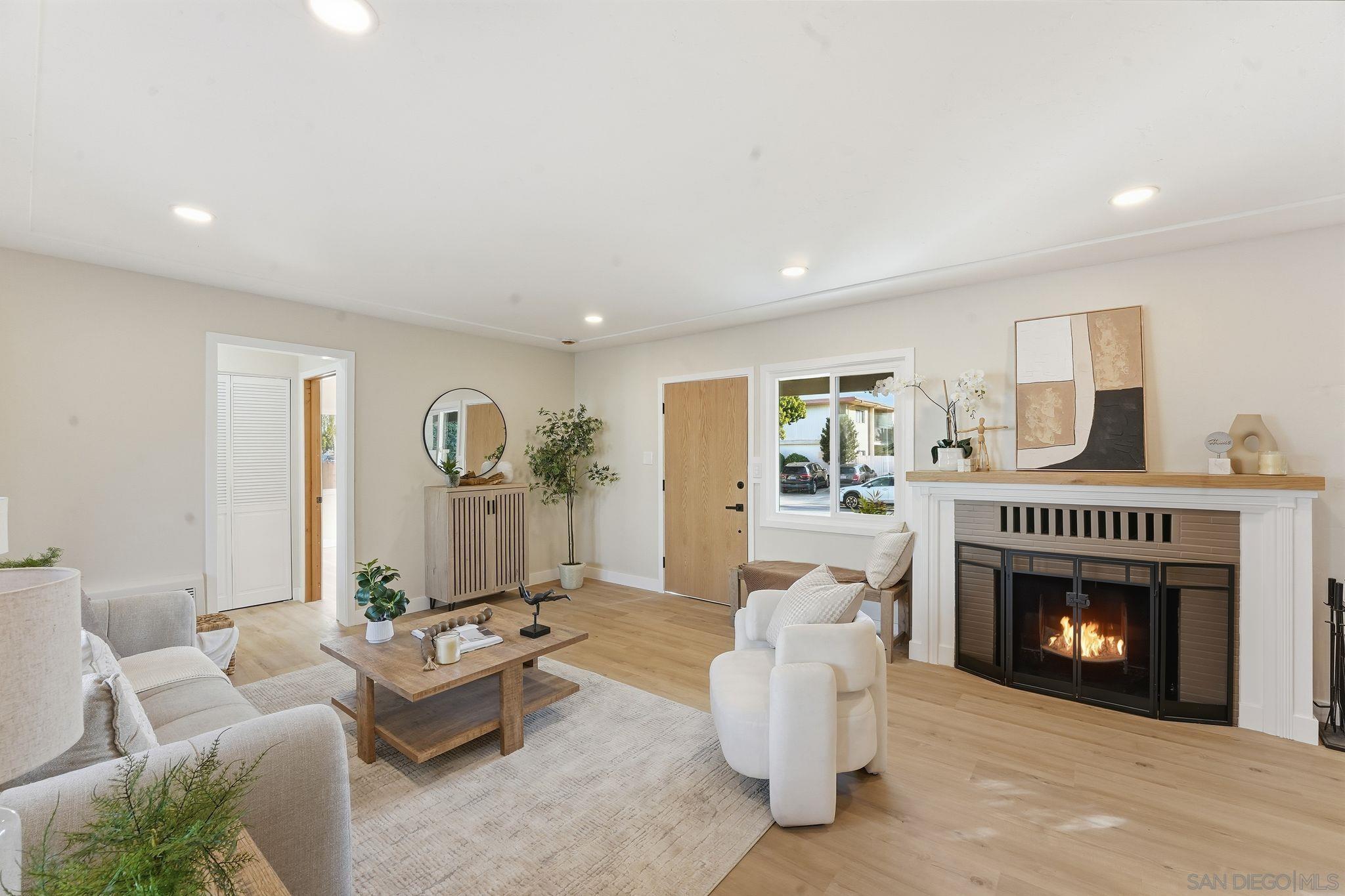 Detail Gallery Image 7 of 52 For 4662  Bancroft St, San Diego,  CA 92116 - 5 Beds | 4 Baths