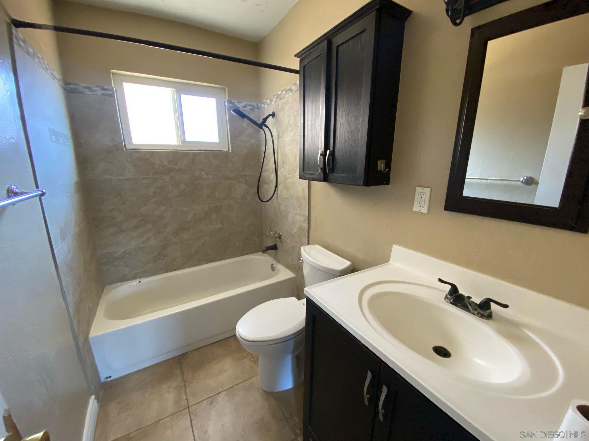 Detail Gallery Image 11 of 22 For 634  Aster St, Escondido,  CA 92027 - 3 Beds | 1 Baths