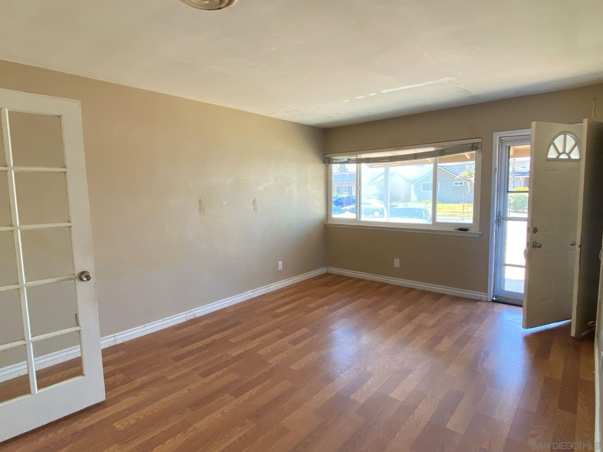 Detail Gallery Image 9 of 22 For 634  Aster St, Escondido,  CA 92027 - 3 Beds | 1 Baths