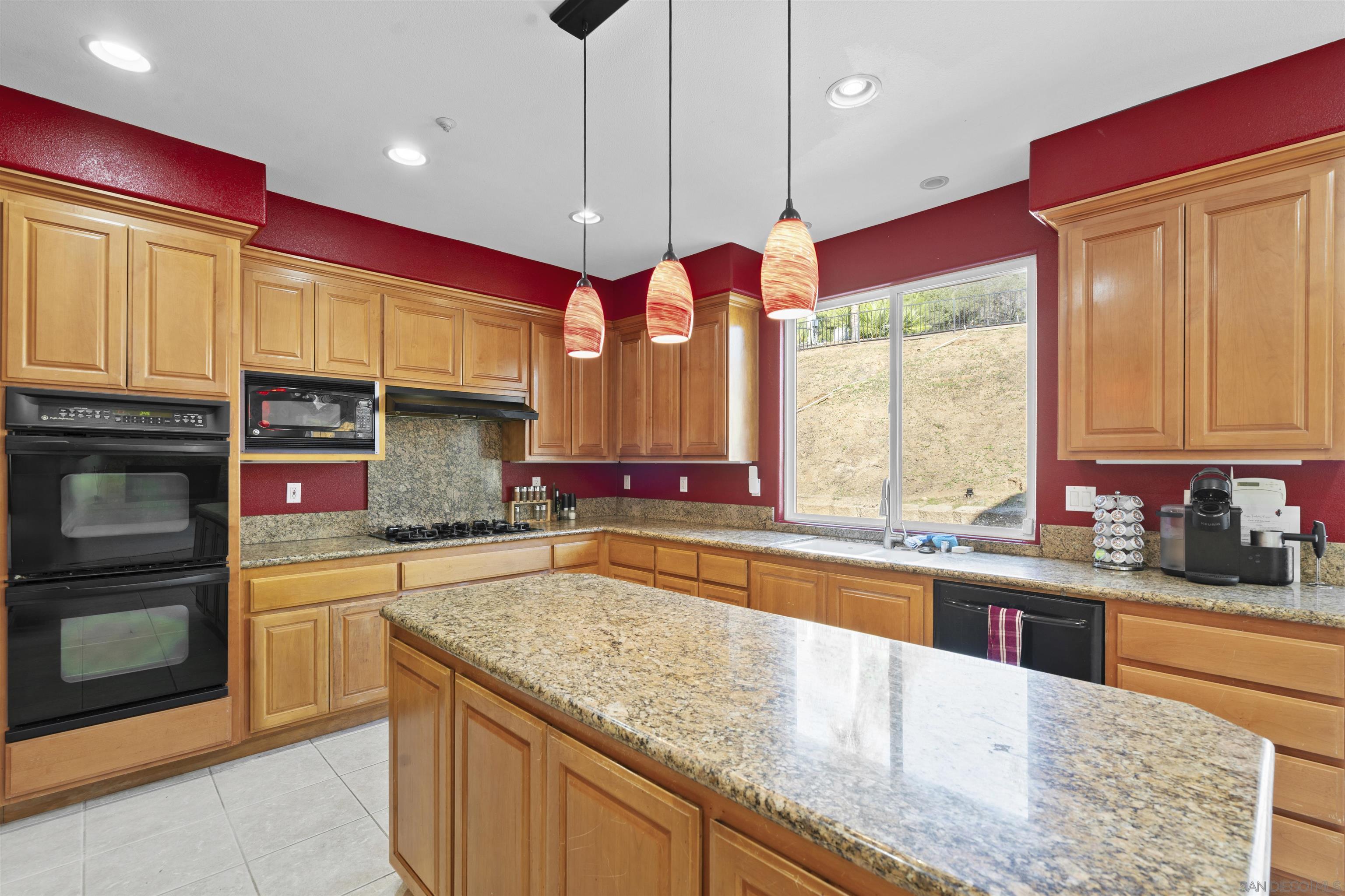 Detail Gallery Image 11 of 48 For 24534  Rutherford Rd, Ramona,  CA 92065 - 4 Beds | 3 Baths