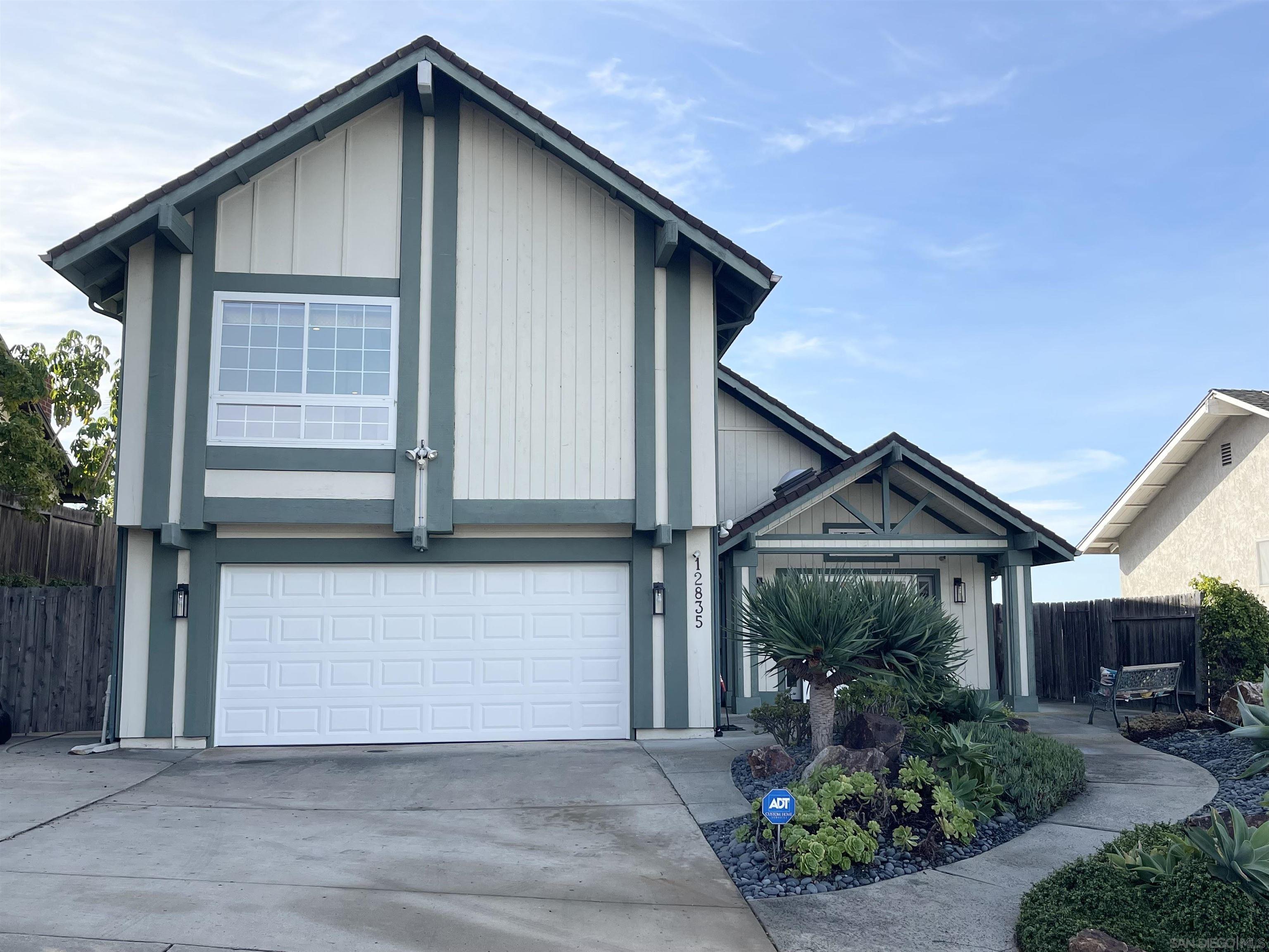 Front Image Thumbnail for SD250045954