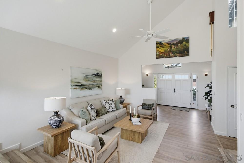 Detail Gallery Image 11 of 75 For 12835  via Caballo Rojo, San Diego,  CA 92129 - 4 Beds | 2/1 Baths