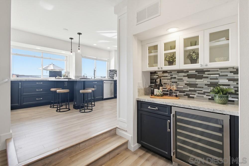 Detail Gallery Image 21 of 75 For 12835  via Caballo Rojo, San Diego,  CA 92129 - 4 Beds | 2/1 Baths