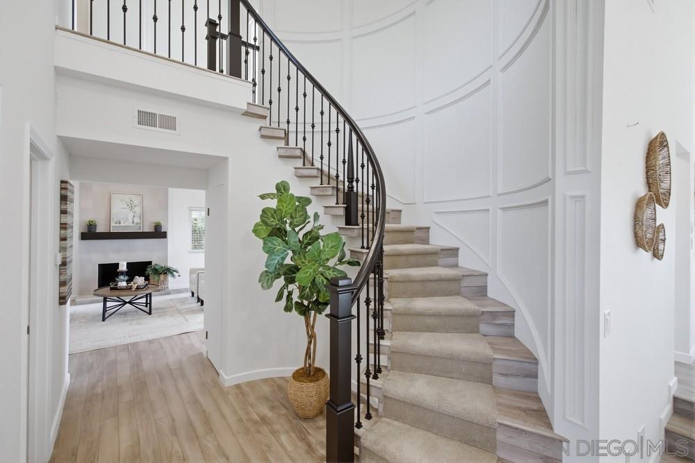 Detail Gallery Image 27 of 75 For 12835  via Caballo Rojo, San Diego,  CA 92129 - 4 Beds | 2/1 Baths