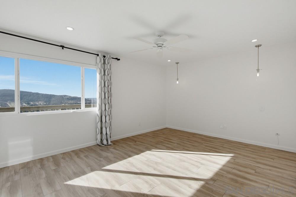 Detail Gallery Image 29 of 75 For 12835  via Caballo Rojo, San Diego,  CA 92129 - 4 Beds | 2/1 Baths