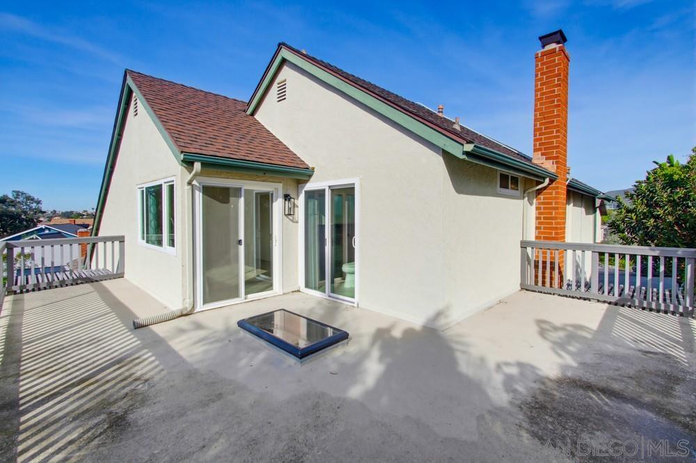 Detail Gallery Image 35 of 75 For 12835  via Caballo Rojo, San Diego,  CA 92129 - 4 Beds | 2/1 Baths