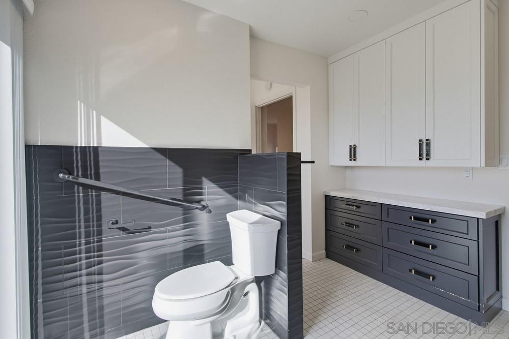 Detail Gallery Image 44 of 75 For 12835  via Caballo Rojo, San Diego,  CA 92129 - 4 Beds | 2/1 Baths