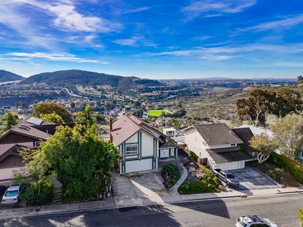 Detail Gallery Image 66 of 75 For 12835  via Caballo Rojo, San Diego,  CA 92129 - 4 Beds | 2/1 Baths