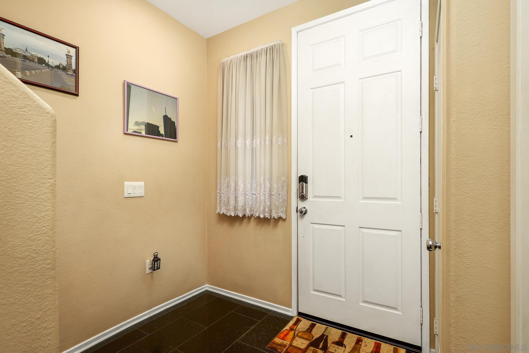 Detail Gallery Image 16 of 54 For 1338  Caminito Fabrizio  #73,  Chula Vista,  CA 91915 - 3 Beds | 3 Baths