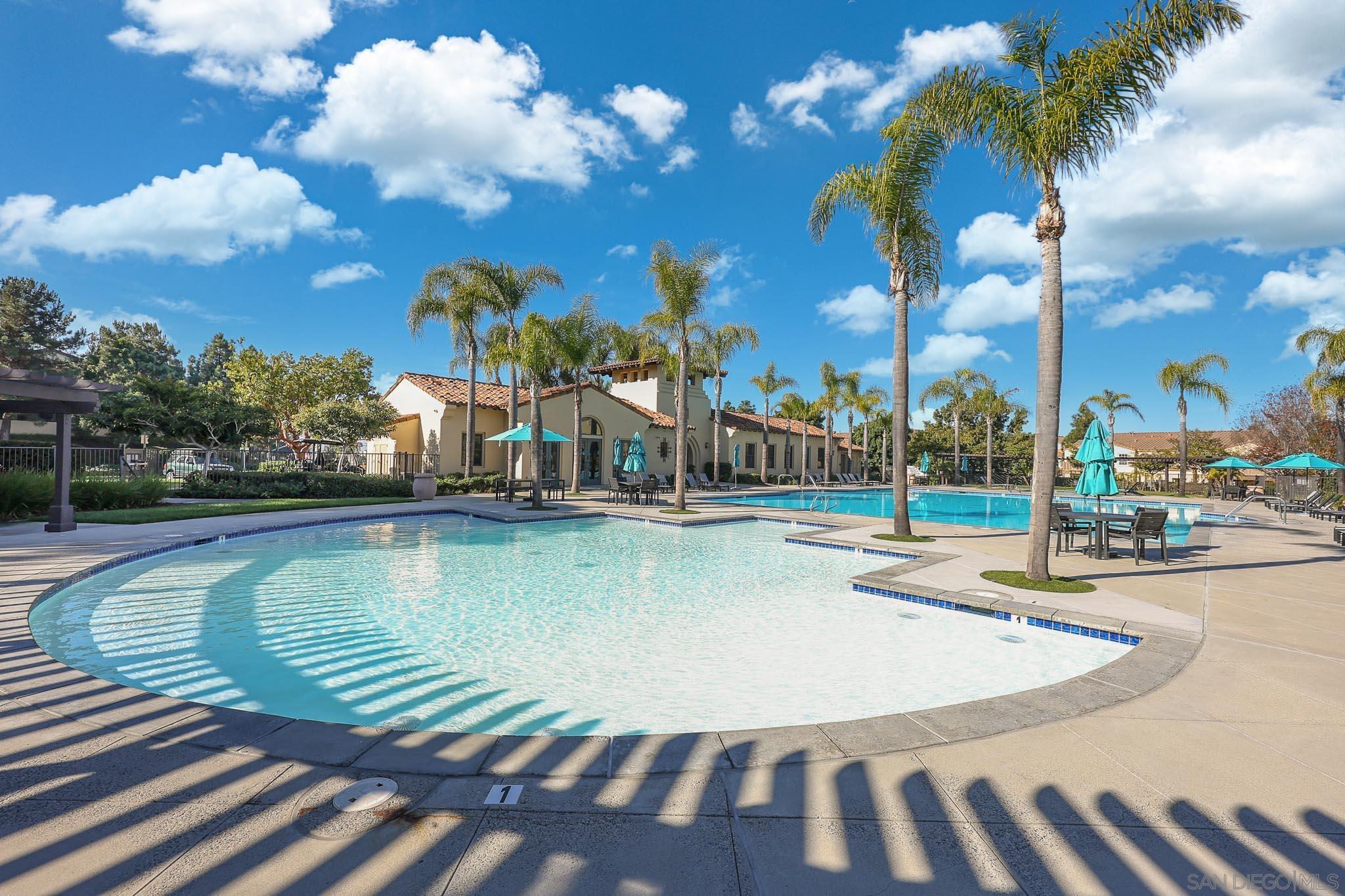 Detail Gallery Image 33 of 54 For 1338  Caminito Fabrizio  #73,  Chula Vista,  CA 91915 - 3 Beds | 3 Baths