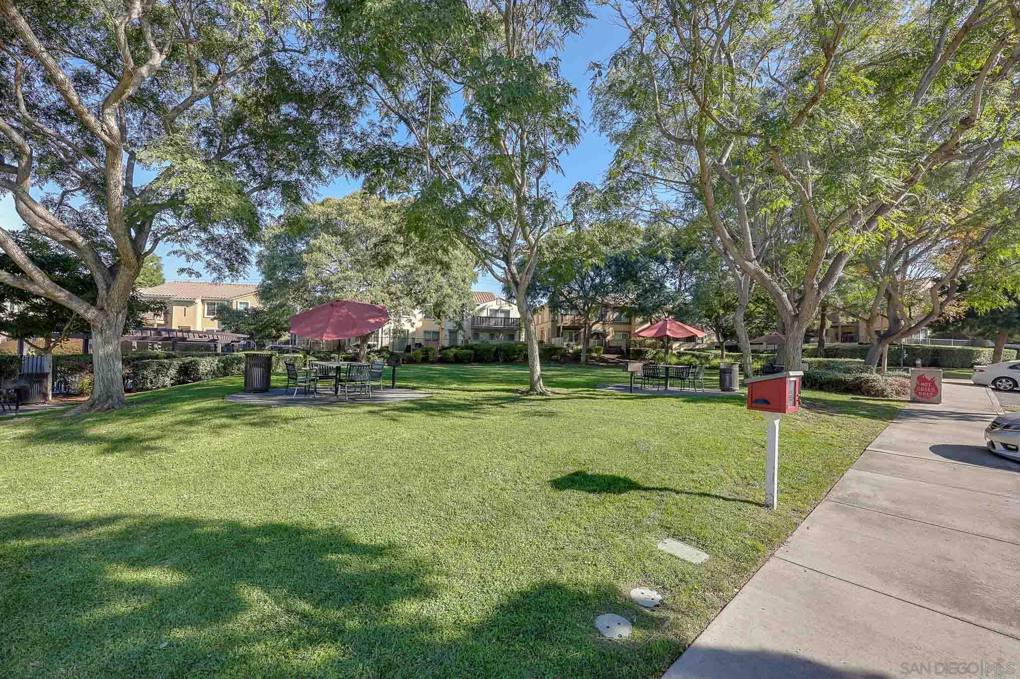 Detail Gallery Image 36 of 54 For 1338  Caminito Fabrizio  #73,  Chula Vista,  CA 91915 - 3 Beds | 3 Baths