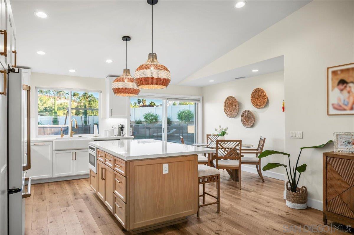 Detail Gallery Image 6 of 34 For 14276  Jennings Vista Way, Lakeside,  CA 92040 - 4 Beds | 2 Baths