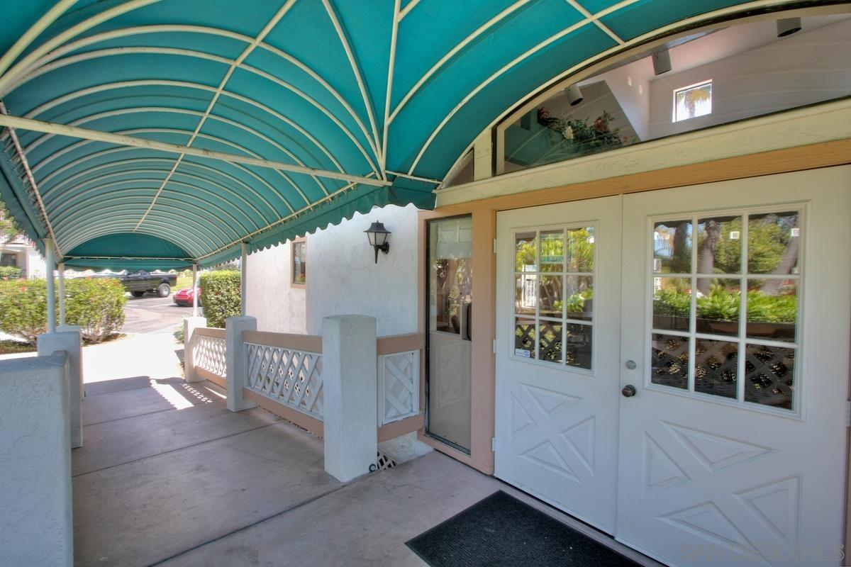 Detail Gallery Image 30 of 30 For 9444  Twin Trails Dr.  202, San Diego,  CA 92129 - 3 Beds | 2 Baths