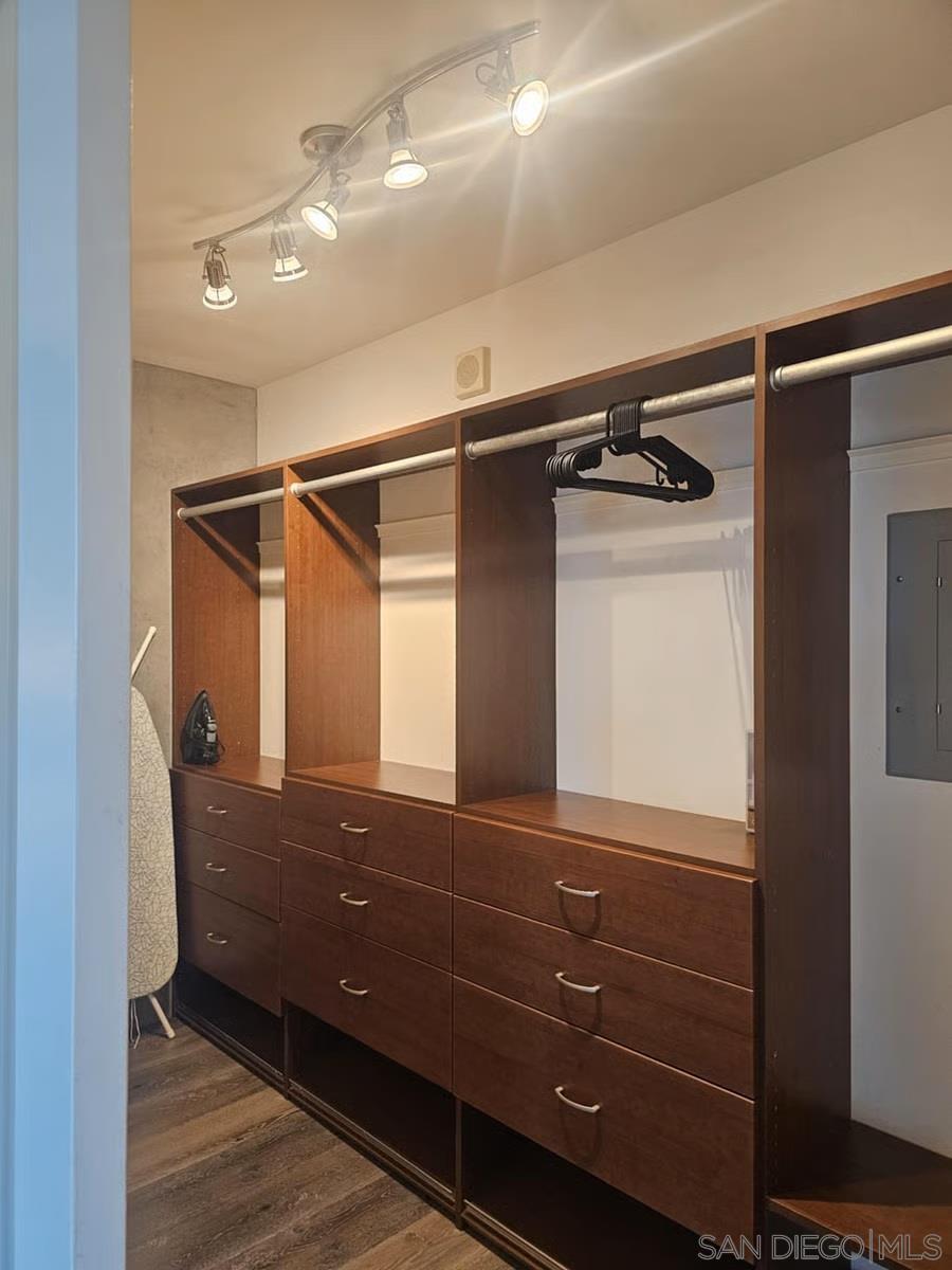 Detail Gallery Image 16 of 39 For 1080  Park Blvd  #1910,  San Diego,  CA 92101 - 1 Beds | 1 Baths