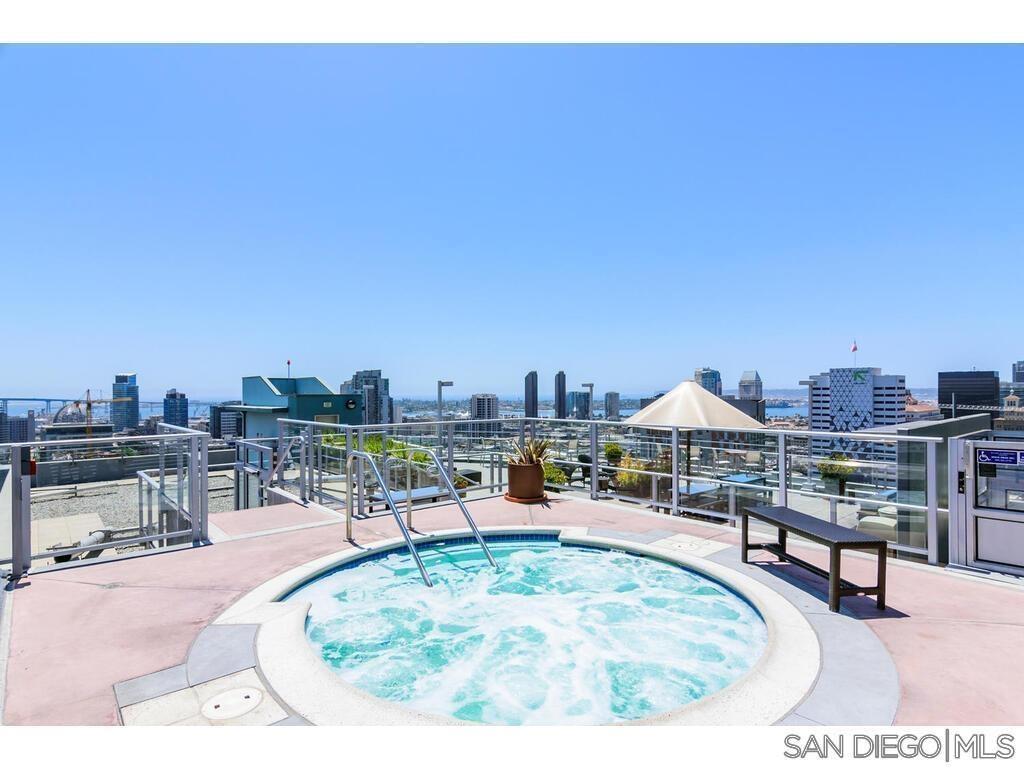 Detail Gallery Image 26 of 39 For 1080  Park Blvd  #1910,  San Diego,  CA 92101 - 1 Beds | 1 Baths