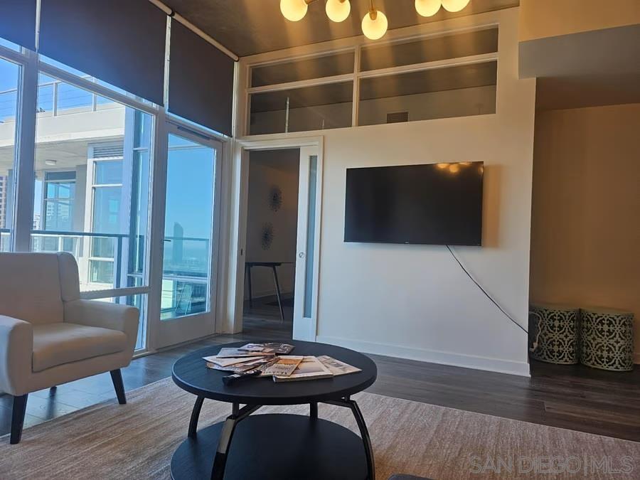 Detail Gallery Image 10 of 39 For 1080  Park Blvd  #1910,  San Diego,  CA 92101 - 1 Beds | 1 Baths