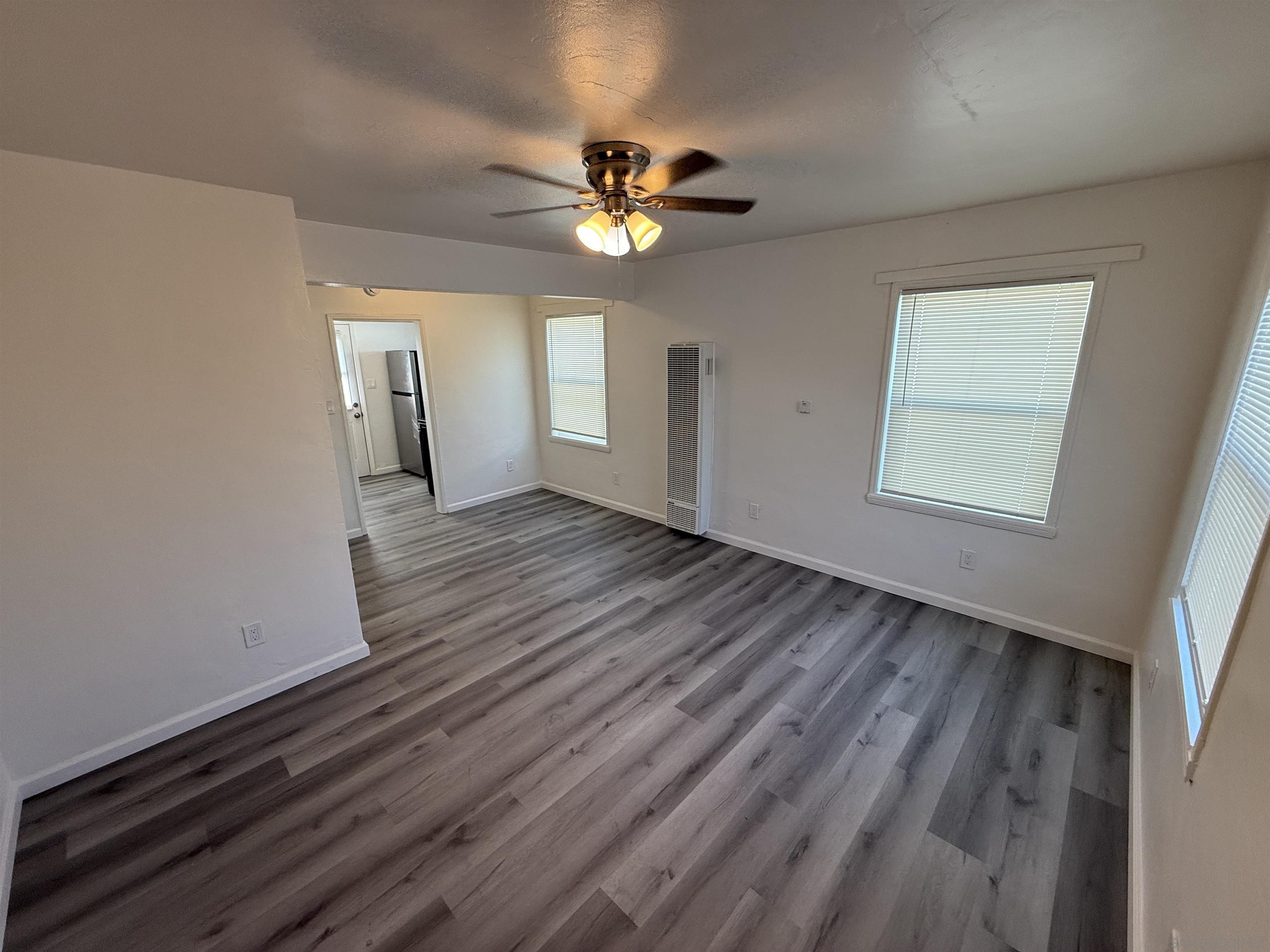 Detail Gallery Image 4 of 17 For 416  D Ave, National City,  CA 91950 - 2 Beds | 1 Baths