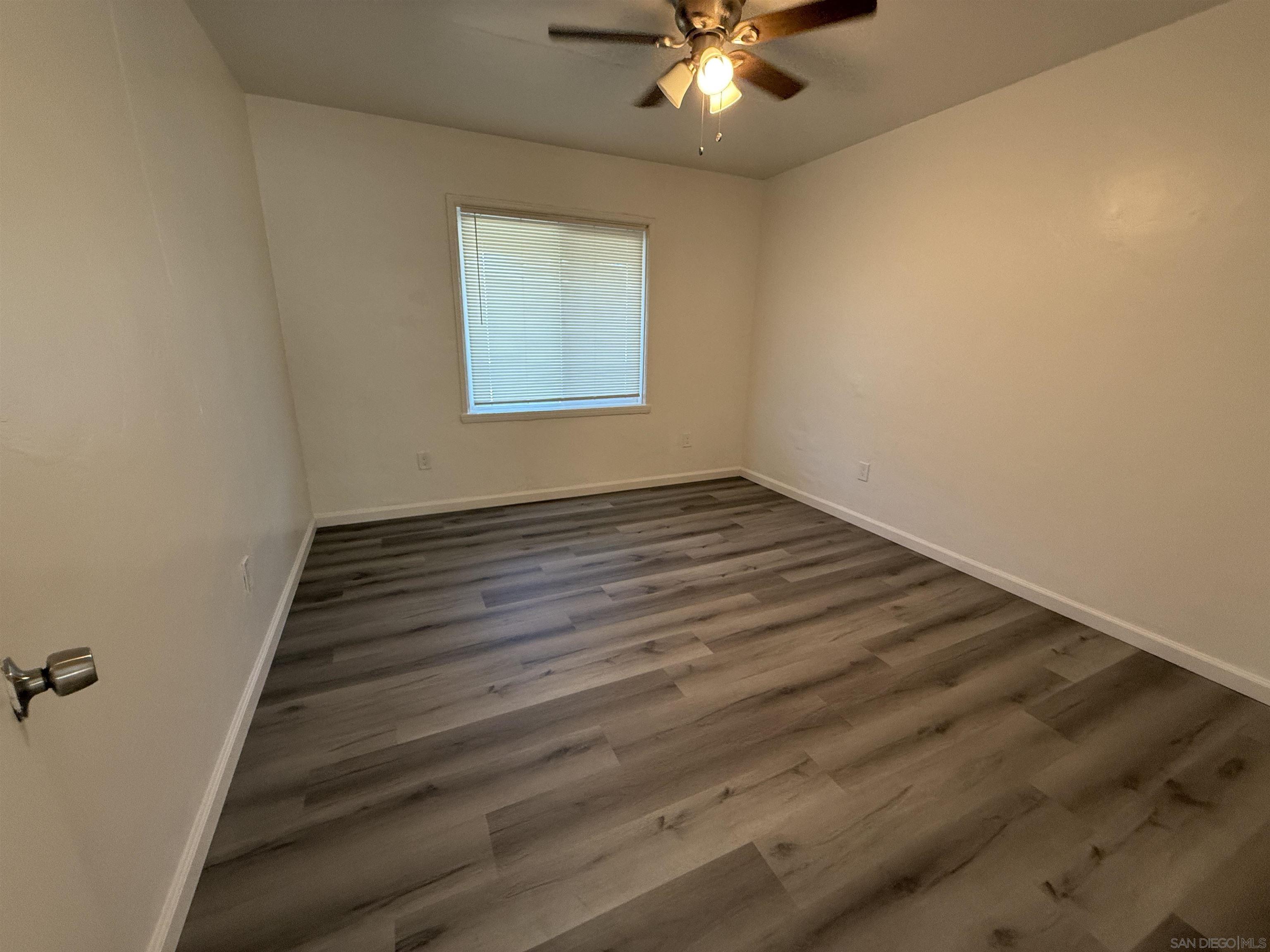 Detail Gallery Image 10 of 17 For 416  D Ave, National City,  CA 91950 - 2 Beds | 1 Baths