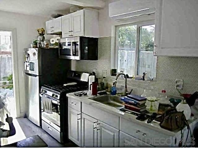 Detail Gallery Image 11 of 17 For 829  11th St, Imperial Beach,  CA 91932 - – Beds | – Baths
