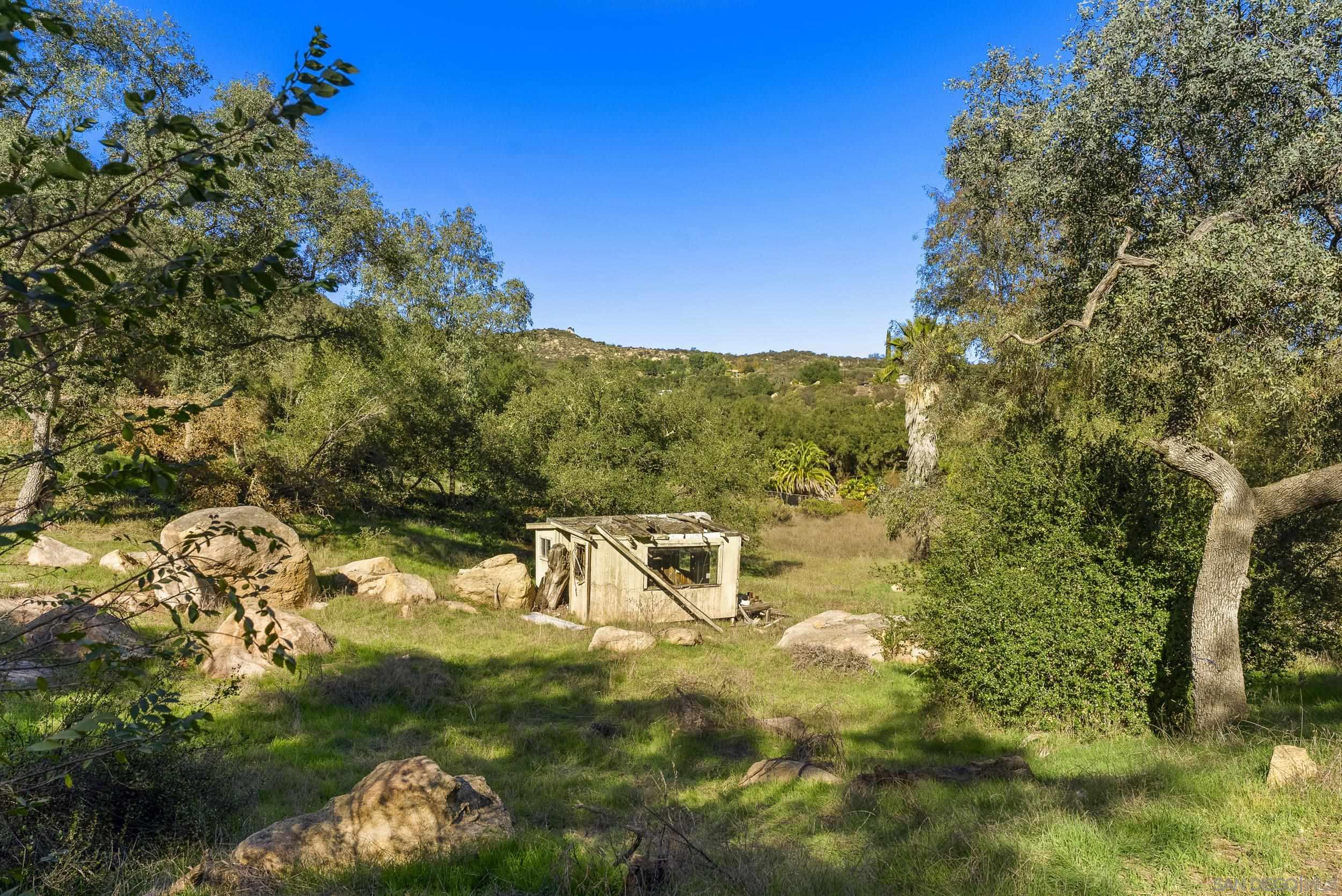 Detail Gallery Image 25 of 29 For 26448 N Lake Wohlford Rd, Valley Center,  CA 92082 - 3 Beds | 3/1 Baths