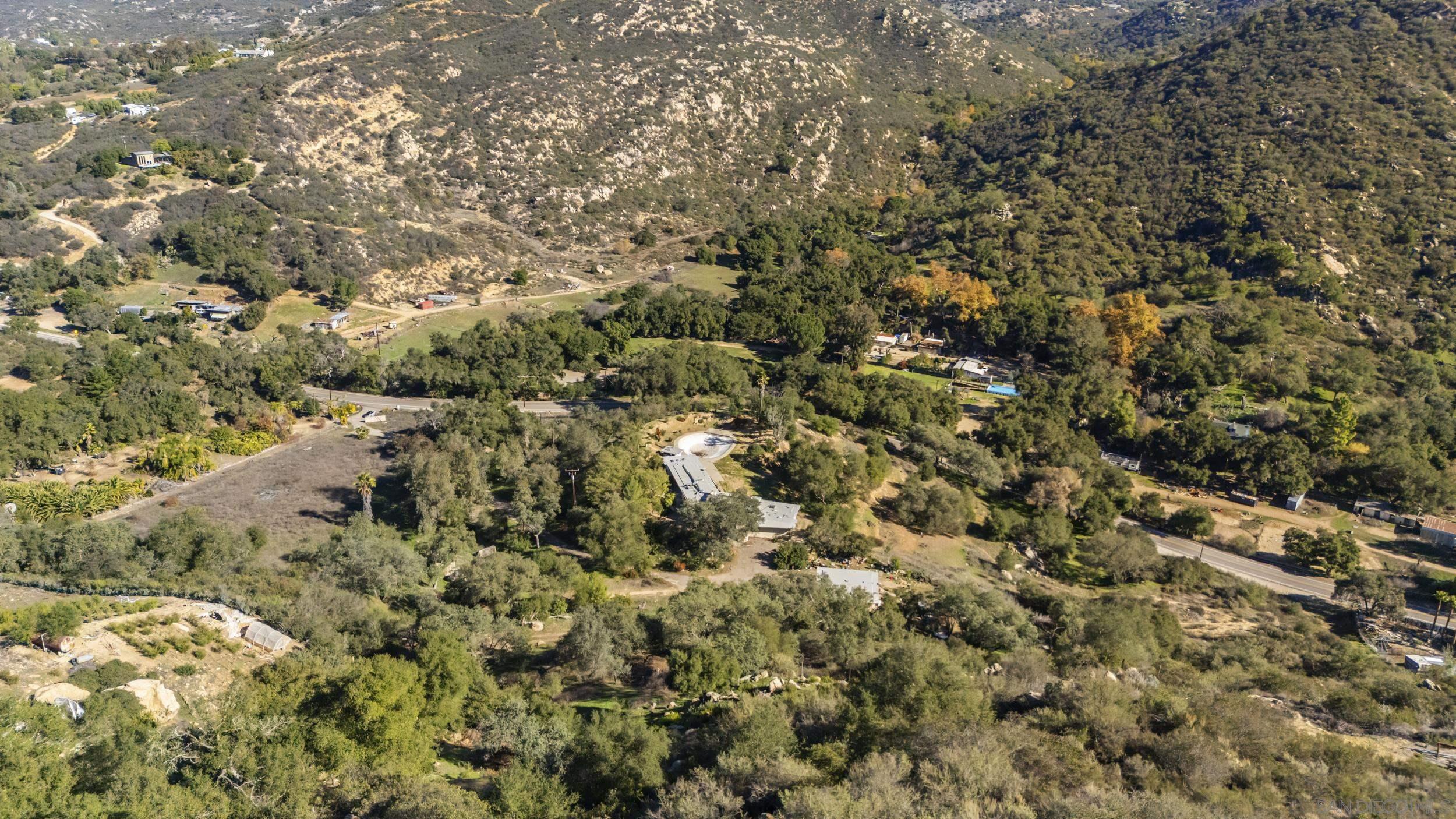 Detail Gallery Image 5 of 29 For 26448 N Lake Wohlford Rd, Valley Center,  CA 92082 - 3 Beds | 3/1 Baths