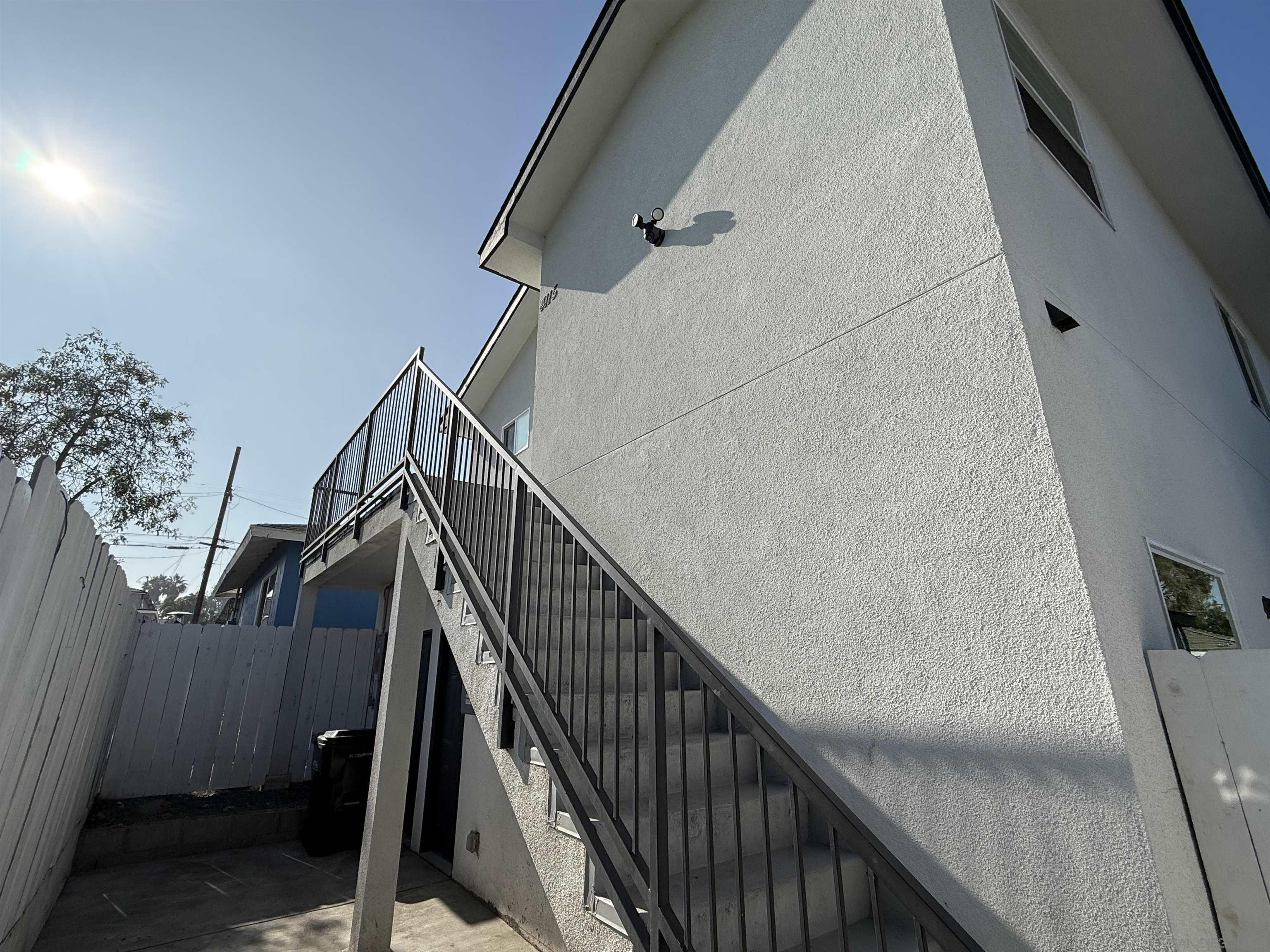 Detail Gallery Image 15 of 16 For 4115  Beta St, San Diego,  CA 92113 - 3 Beds | 2 Baths