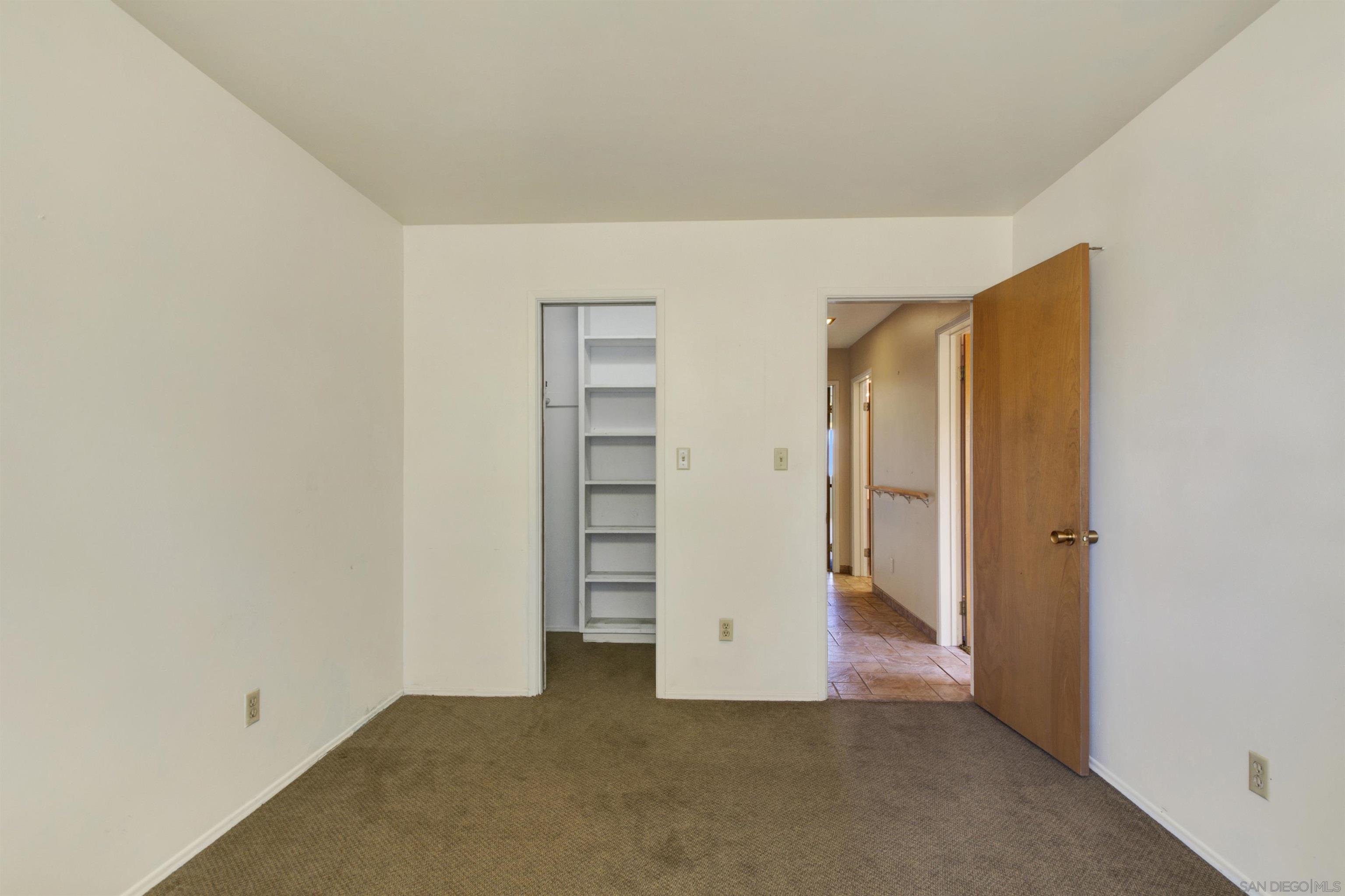 Detail Gallery Image 28 of 44 For 1479  Hacienda Dr., El Cajon,  CA 92020 - 4 Beds | 3 Baths