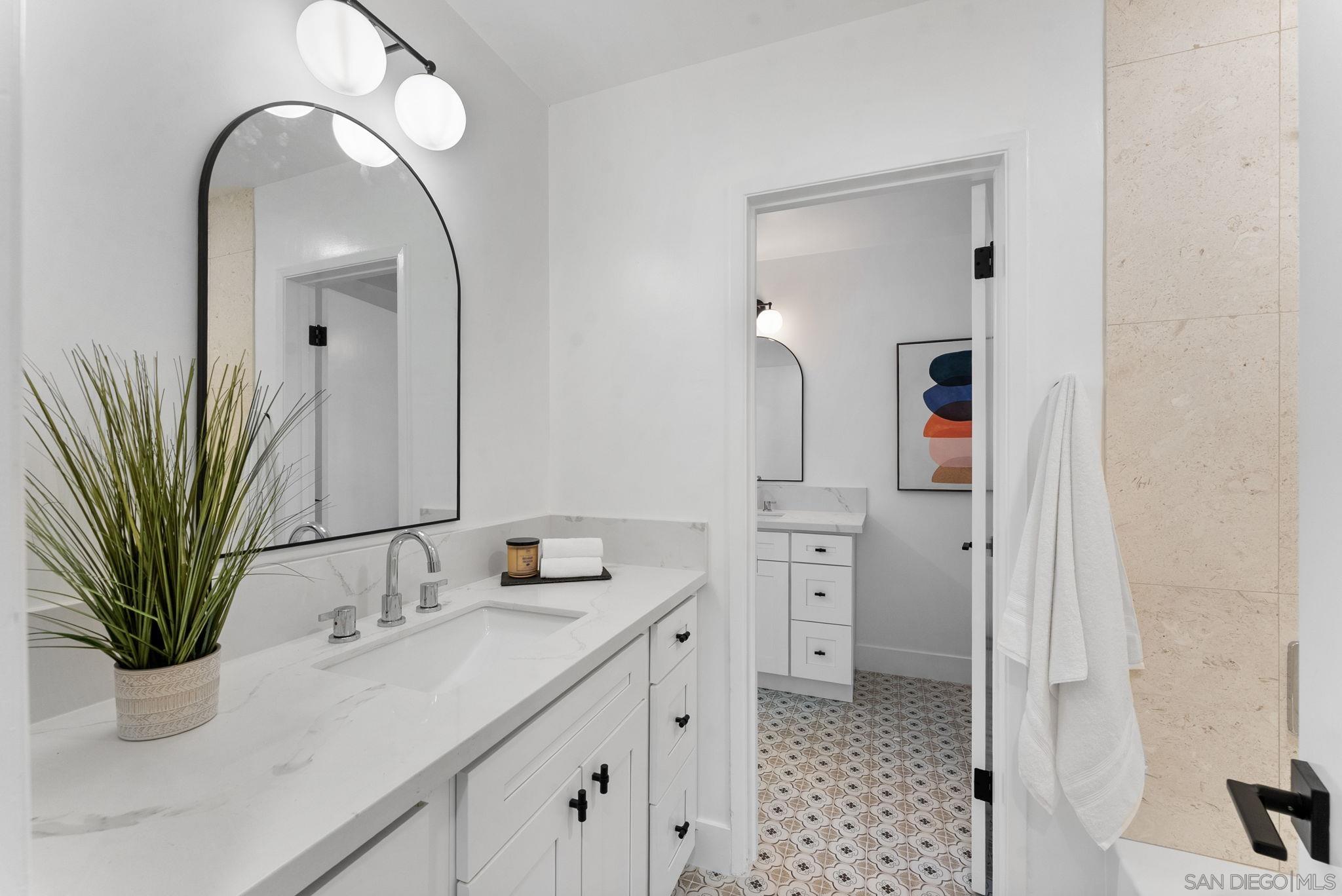 Detail Gallery Image 21 of 35 For 958  Berkshire Ct, Escondido,  CA 92025 - 4 Beds | 2 Baths