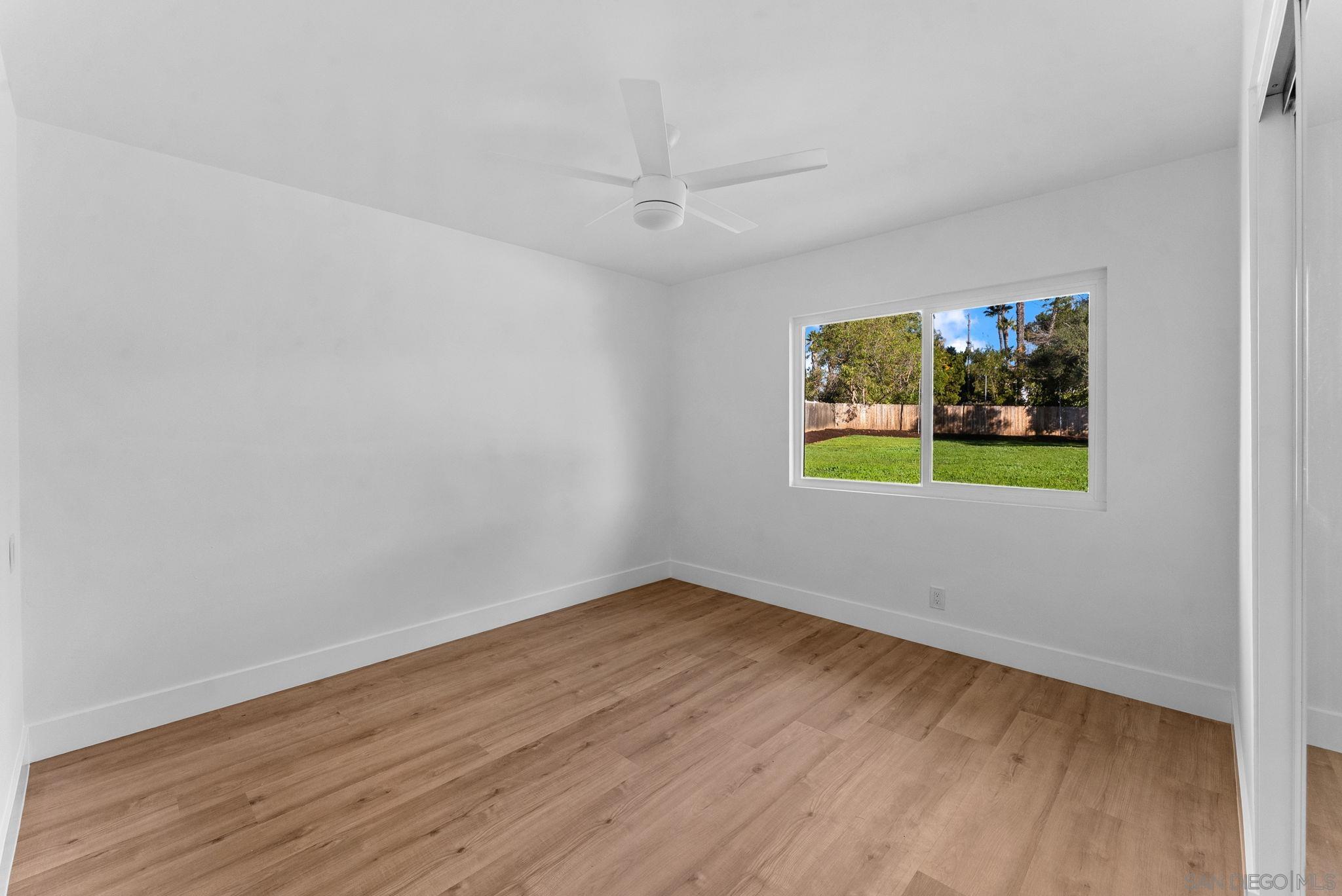 Detail Gallery Image 22 of 35 For 958  Berkshire Ct, Escondido,  CA 92025 - 4 Beds | 2 Baths