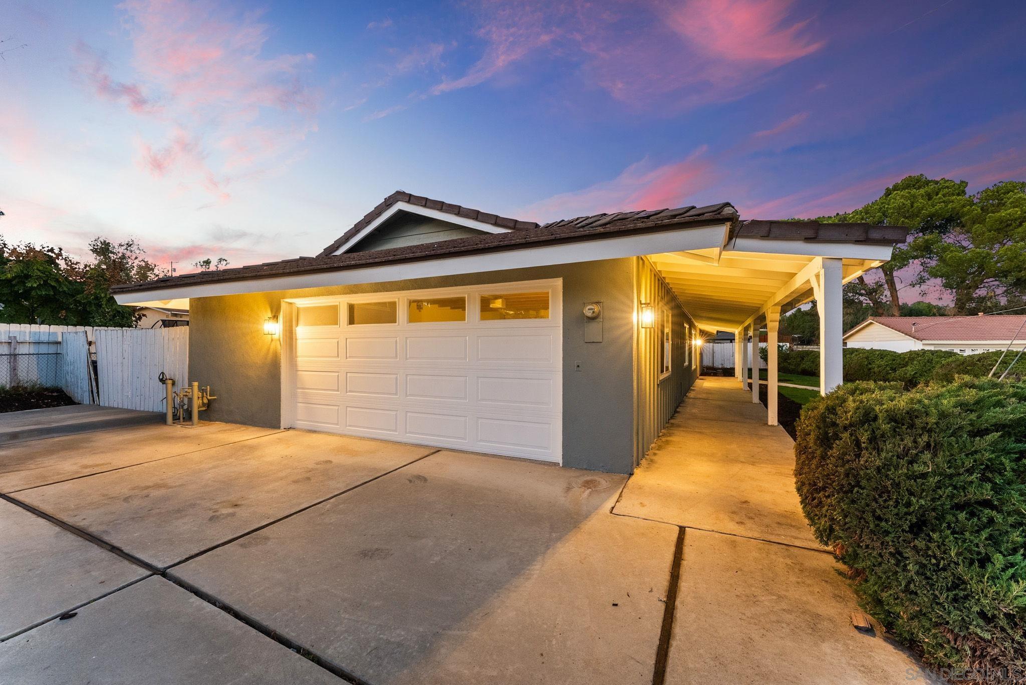 Detail Gallery Image 31 of 35 For 958  Berkshire Ct, Escondido,  CA 92025 - 4 Beds | 2 Baths