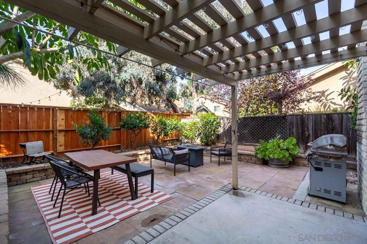 Detail Gallery Image 11 of 39 For 1470  Cactusridge St, San Diego,  CA 92105 - 4 Beds | 3 Baths