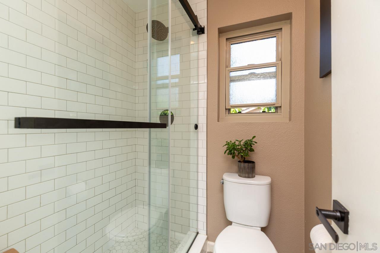 Detail Gallery Image 18 of 39 For 1470  Cactusridge St, San Diego,  CA 92105 - 4 Beds | 3 Baths