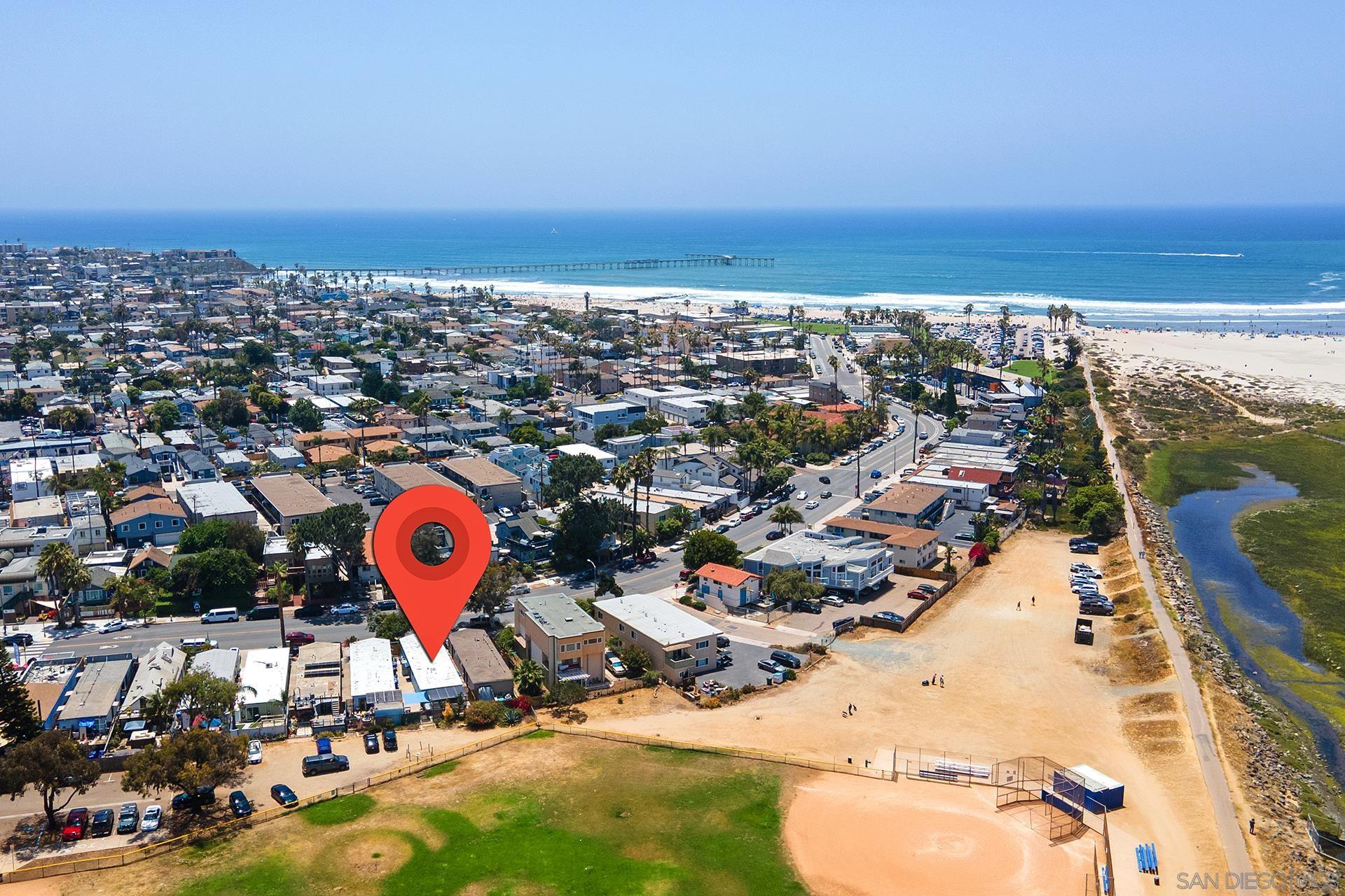 Detail Gallery Image 24 of 31 For 5038-40 W Point Loma Blvd, San Diego,  CA 92107 - – Beds | – Baths