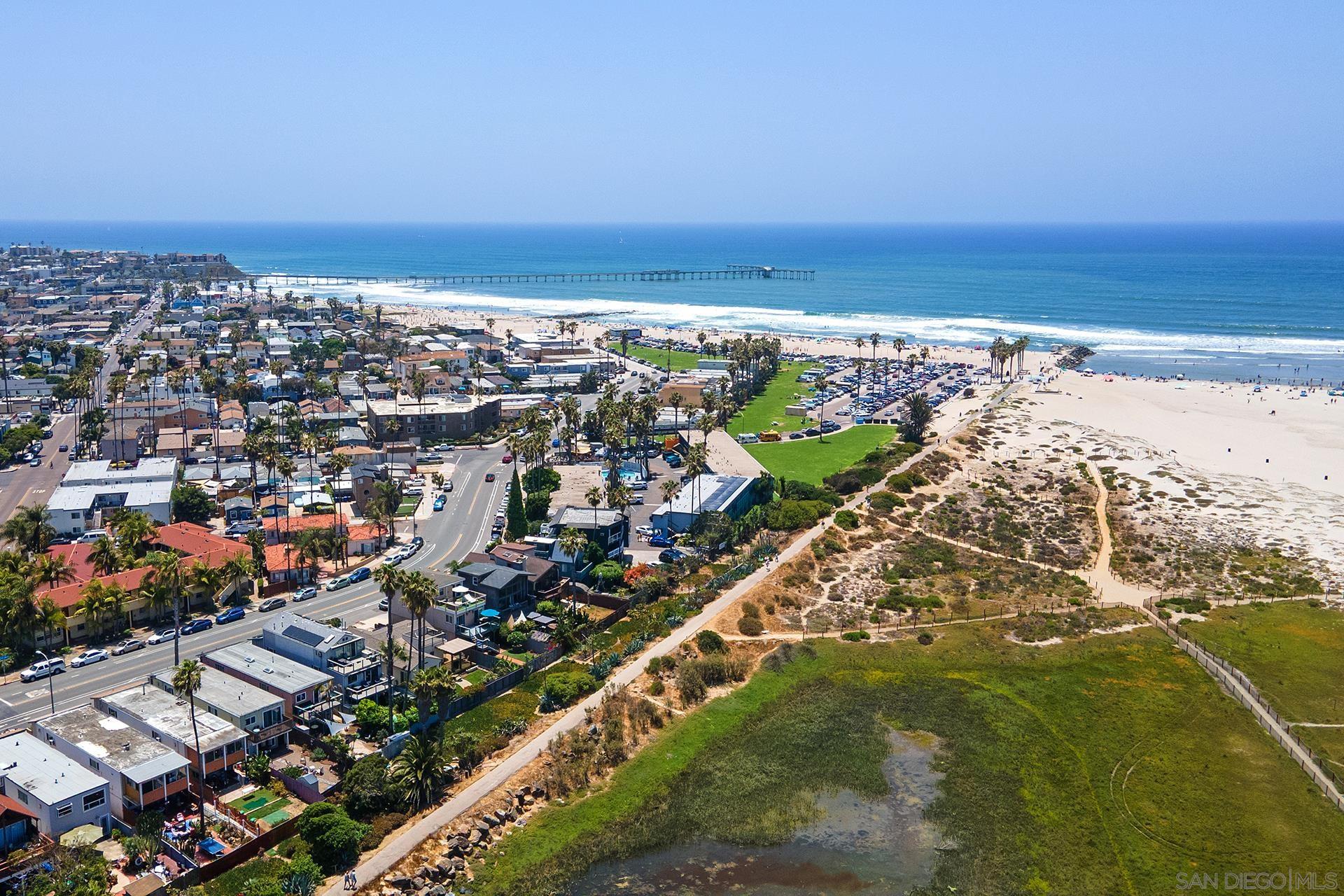 Detail Gallery Image 30 of 31 For 5038-40 W Point Loma Blvd, San Diego,  CA 92107 - – Beds | – Baths