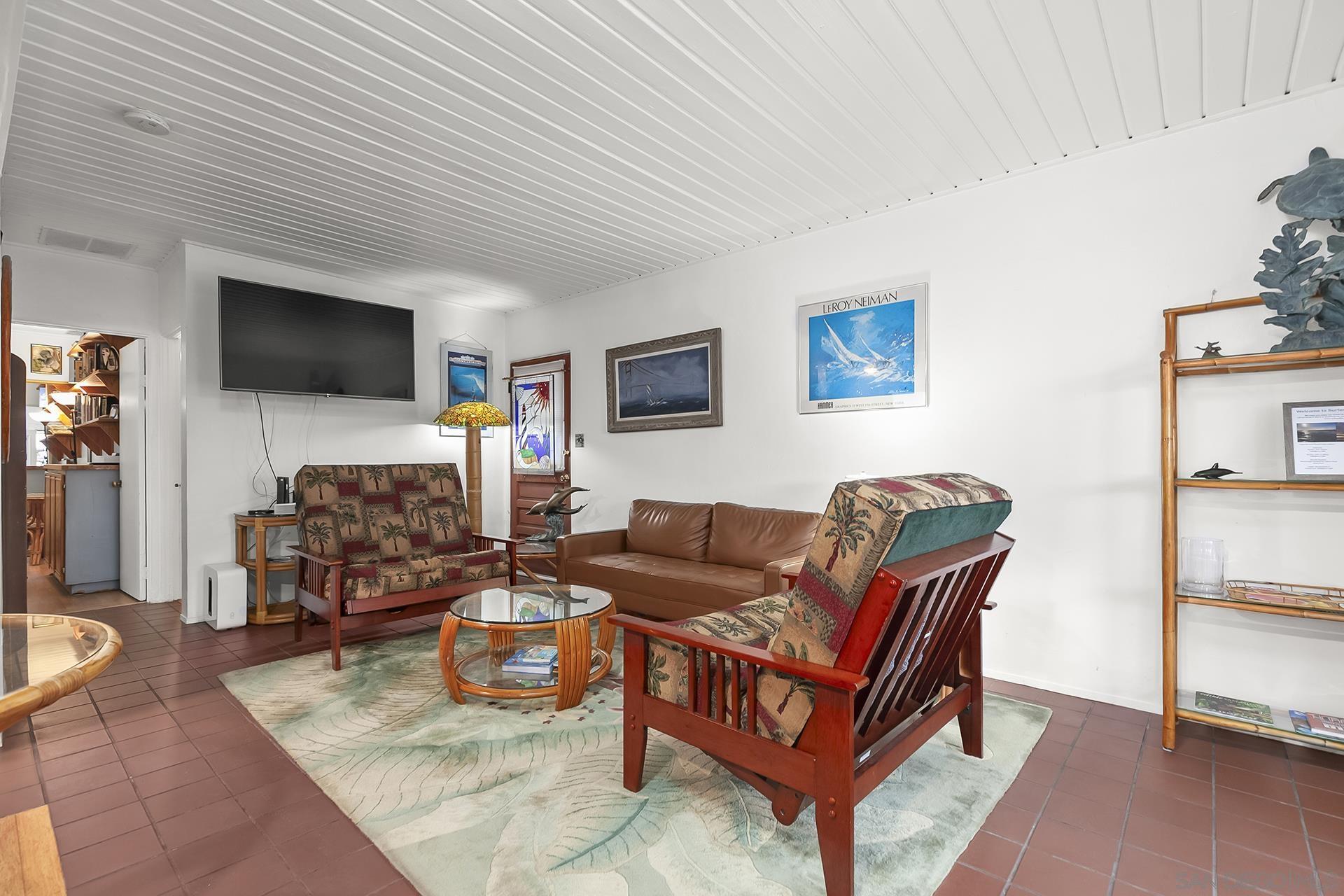 Detail Gallery Image 9 of 31 For 5038-40 W Point Loma Blvd, San Diego,  CA 92107 - – Beds | – Baths