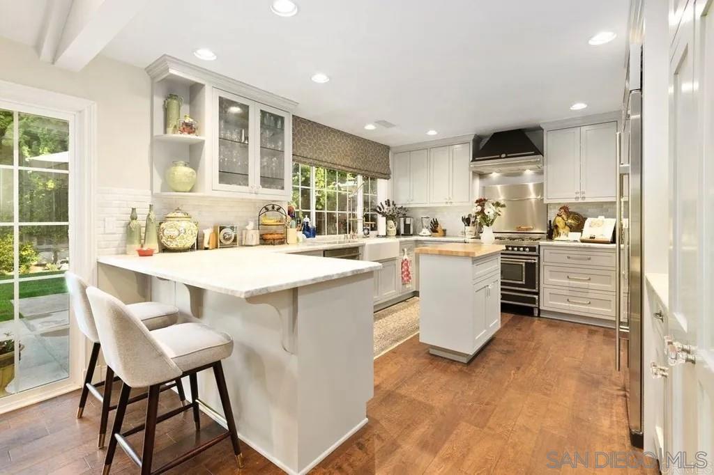 Detail Gallery Image 11 of 32 For 3868  Avenida Feliz, Rancho Santa Fe,  CA 92091 - 4 Beds | 3 Baths