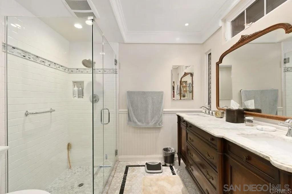 Detail Gallery Image 17 of 32 For 3868  Avenida Feliz, Rancho Santa Fe,  CA 92091 - 4 Beds | 3 Baths