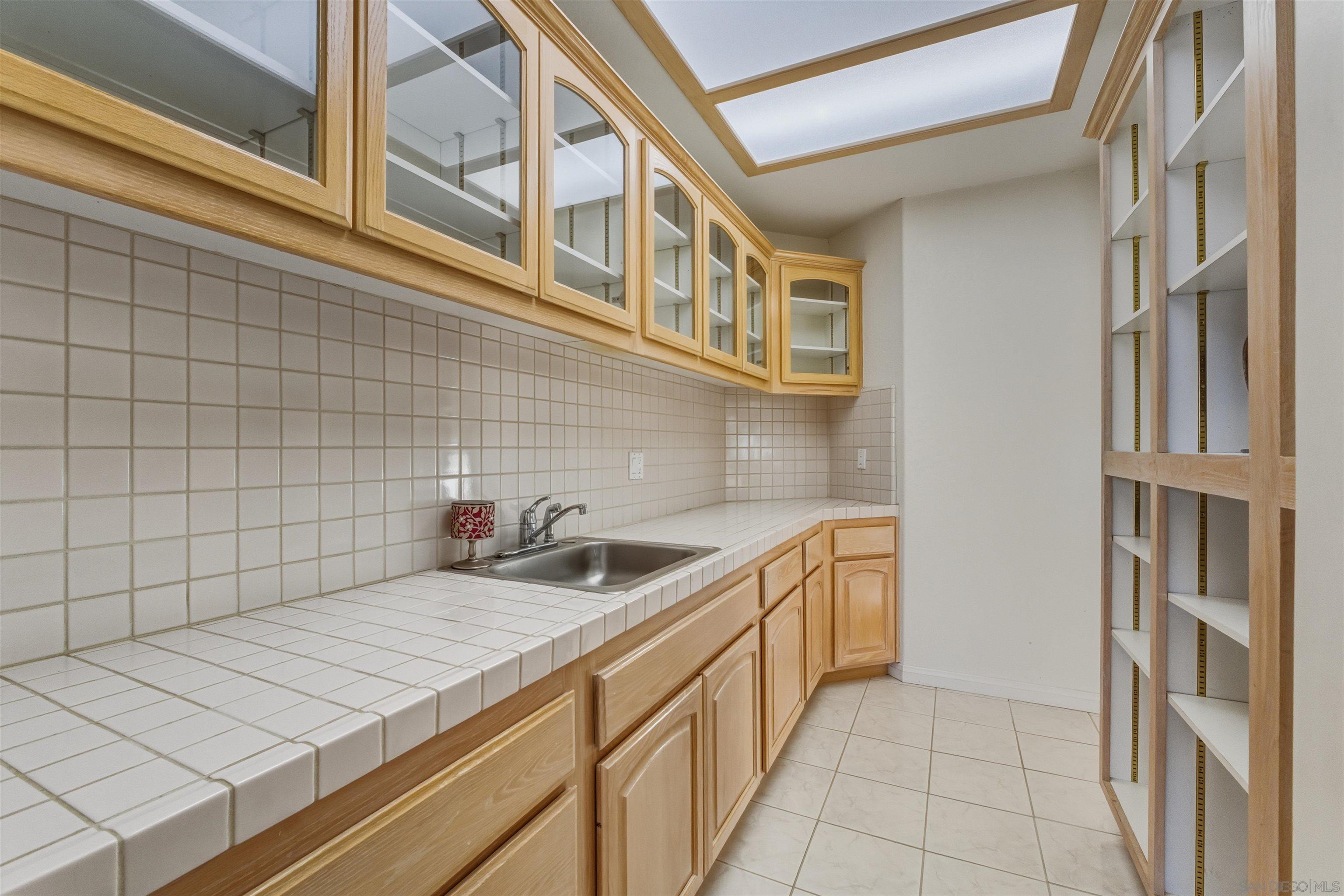 Detail Gallery Image 40 of 47 For 2464  Canyon Creek Rd, Escondido,  CA 92025 - 6 Beds | 5 Baths