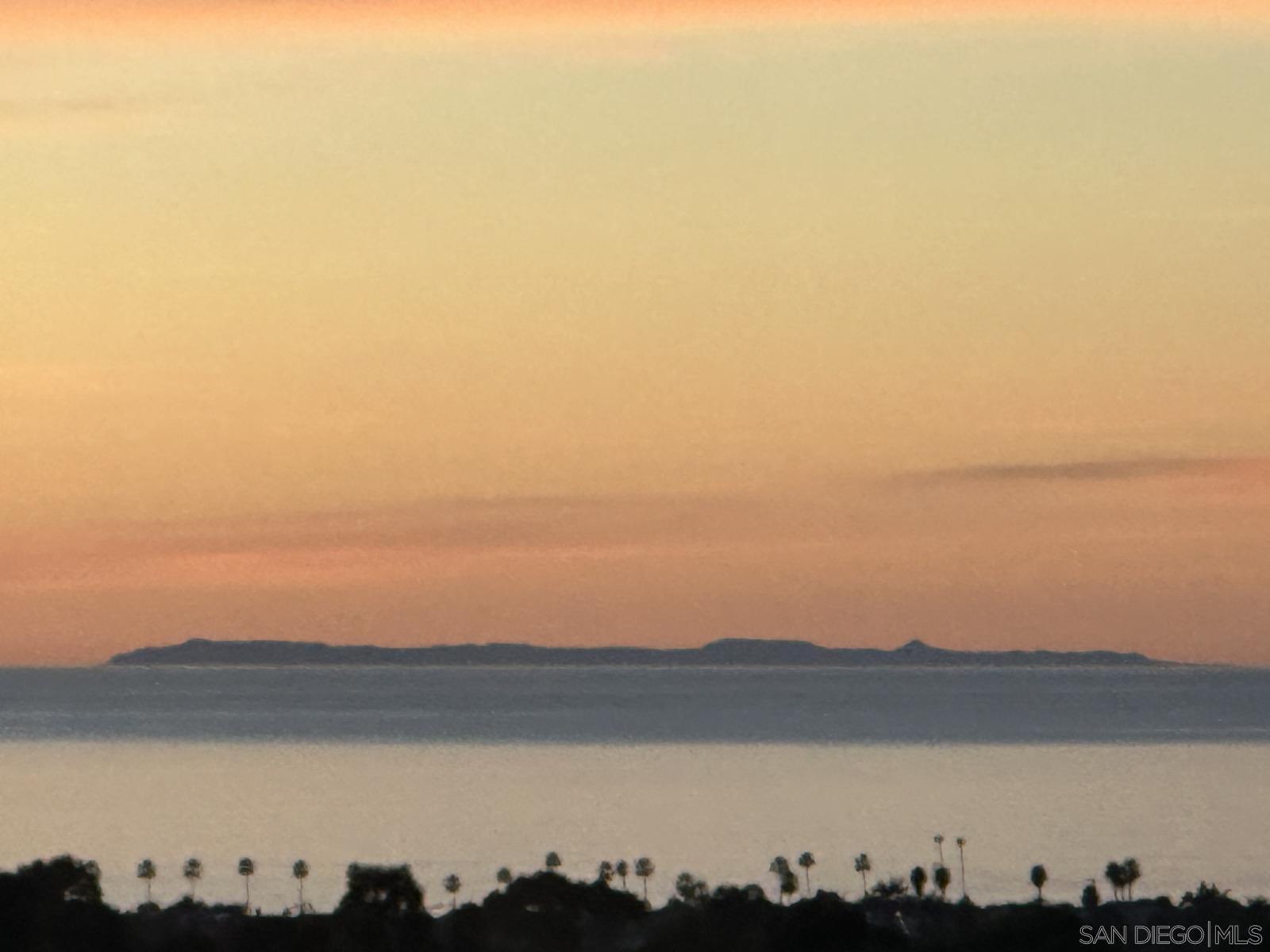 Detail Gallery Image 49 of 57 For 7215  Daffodil Pl, Carlsbad,  CA 92011 - 3 Beds | 3 Baths