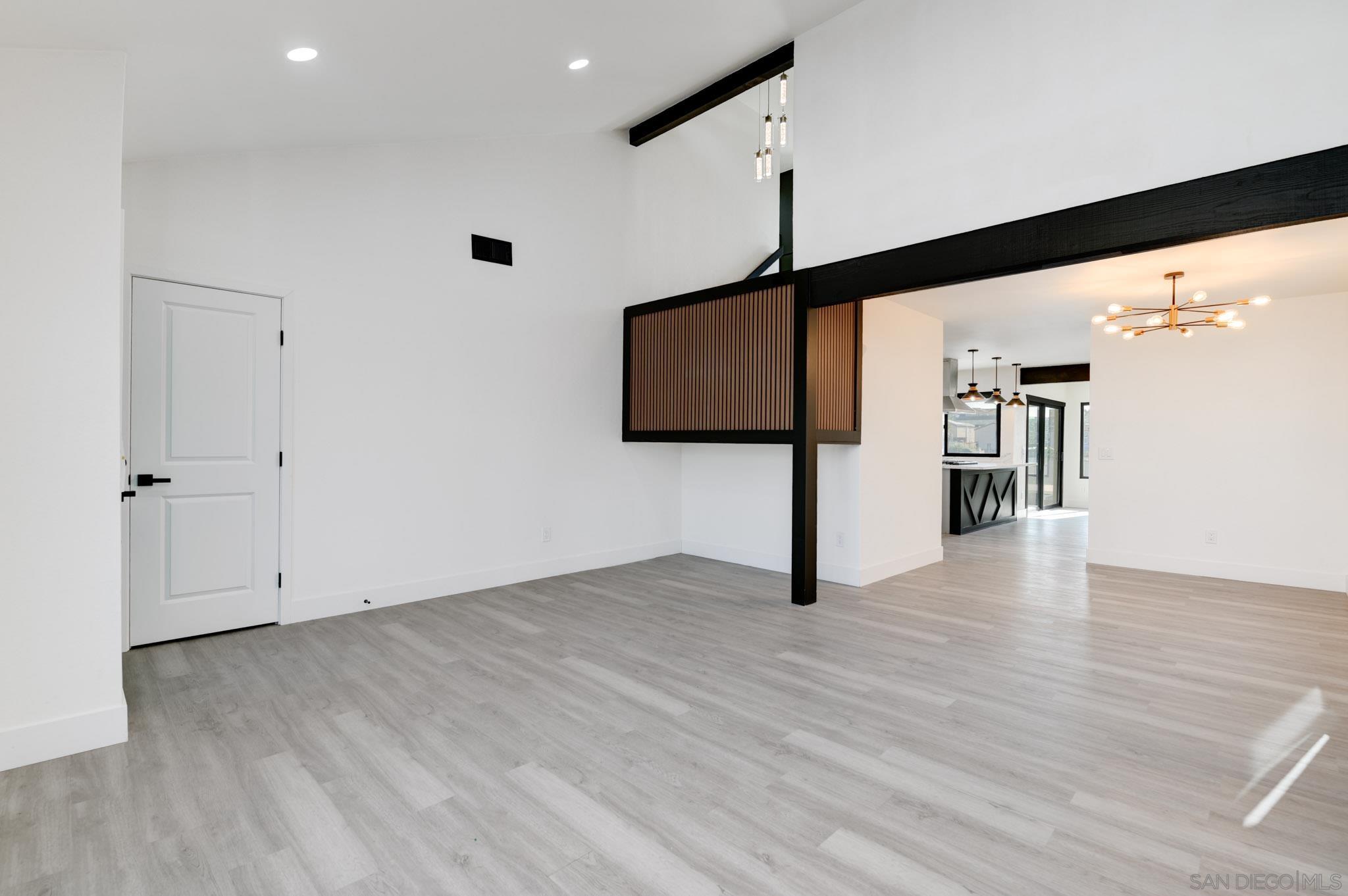 Detail Gallery Image 3 of 30 For 6035  Harps Ct, San Diego,  CA 92114 - 4 Beds | 2 Baths