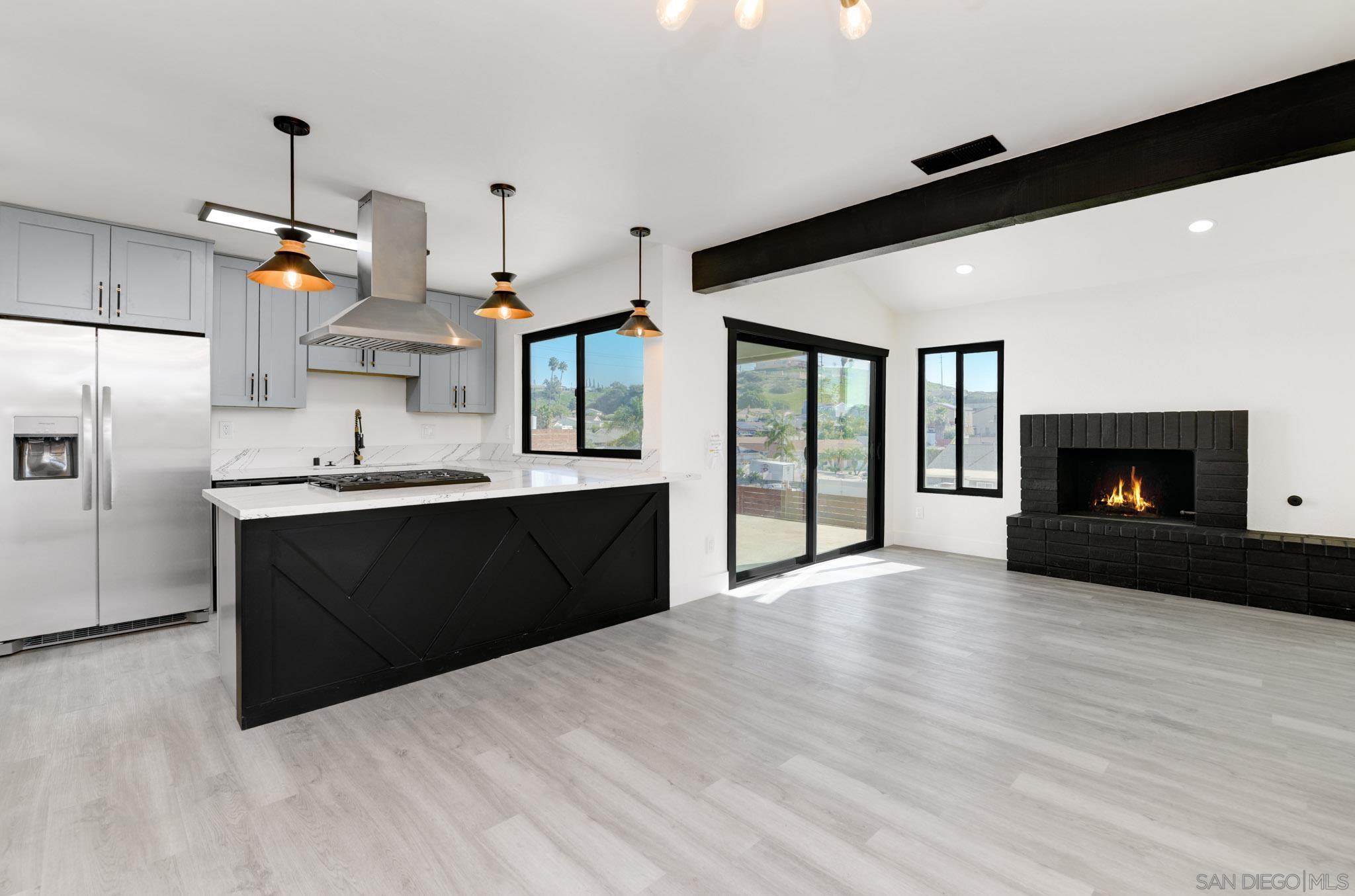 Detail Gallery Image 8 of 30 For 6035  Harps Ct, San Diego,  CA 92114 - 4 Beds | 2 Baths