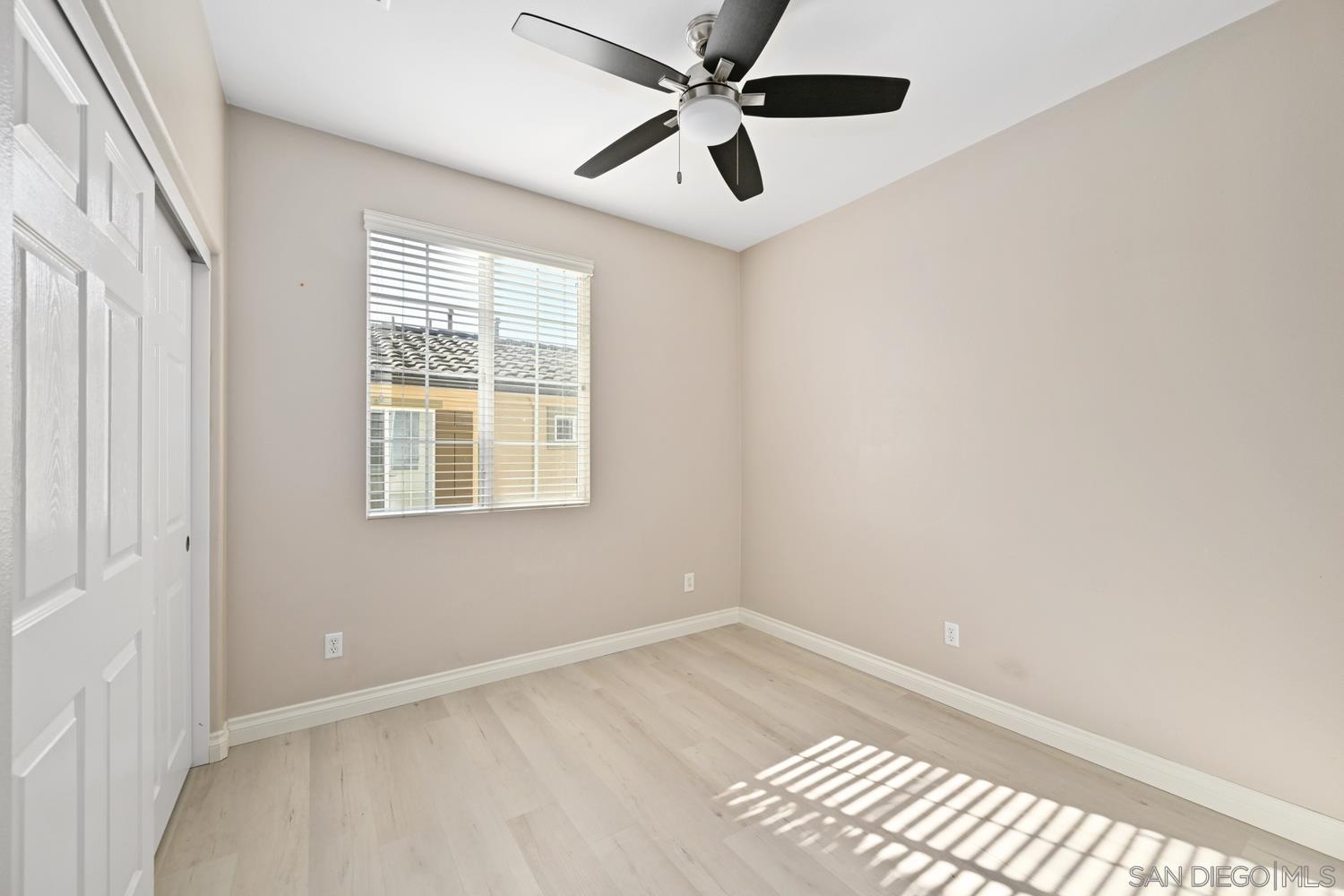 Detail Gallery Image 22 of 30 For 5074  Cascade Way  #102,  Oceanside,  CA 92057 - 2 Beds | 2/1 Baths