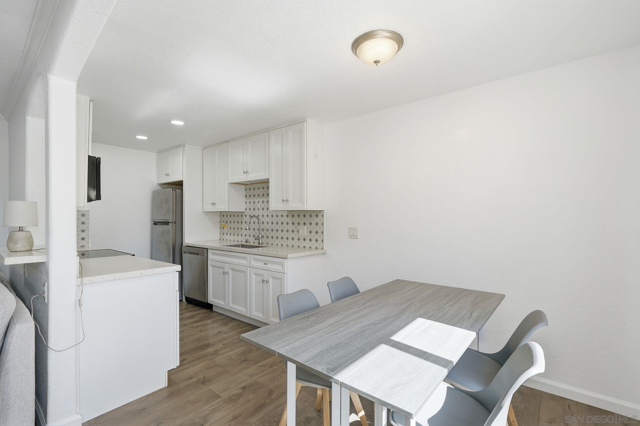 Detail Gallery Image 13 of 29 For 1687  Pentecost Way  #4,  San Diego,  CA 92105 - 1 Beds | 1 Baths