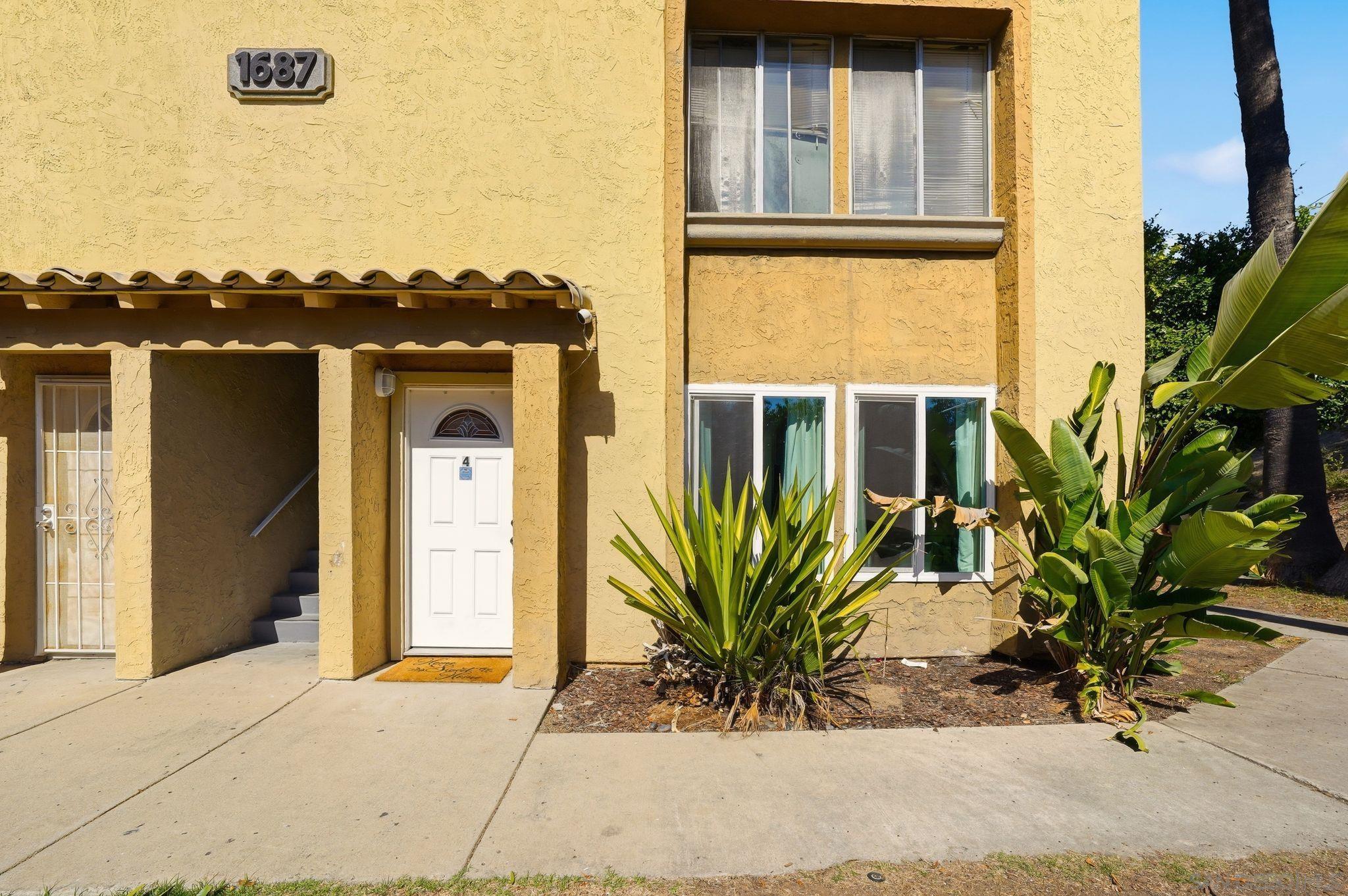 Detail Gallery Image 3 of 29 For 1687  Pentecost Way  #4,  San Diego,  CA 92105 - 1 Beds | 1 Baths